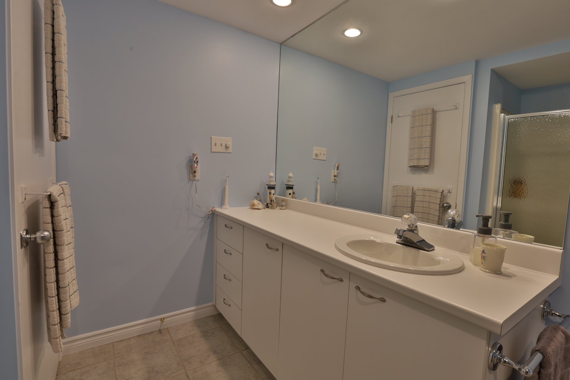 Ensuite bathroom