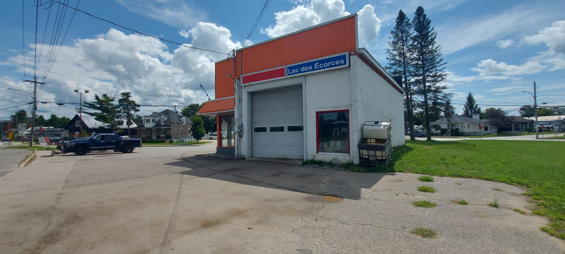 Garage