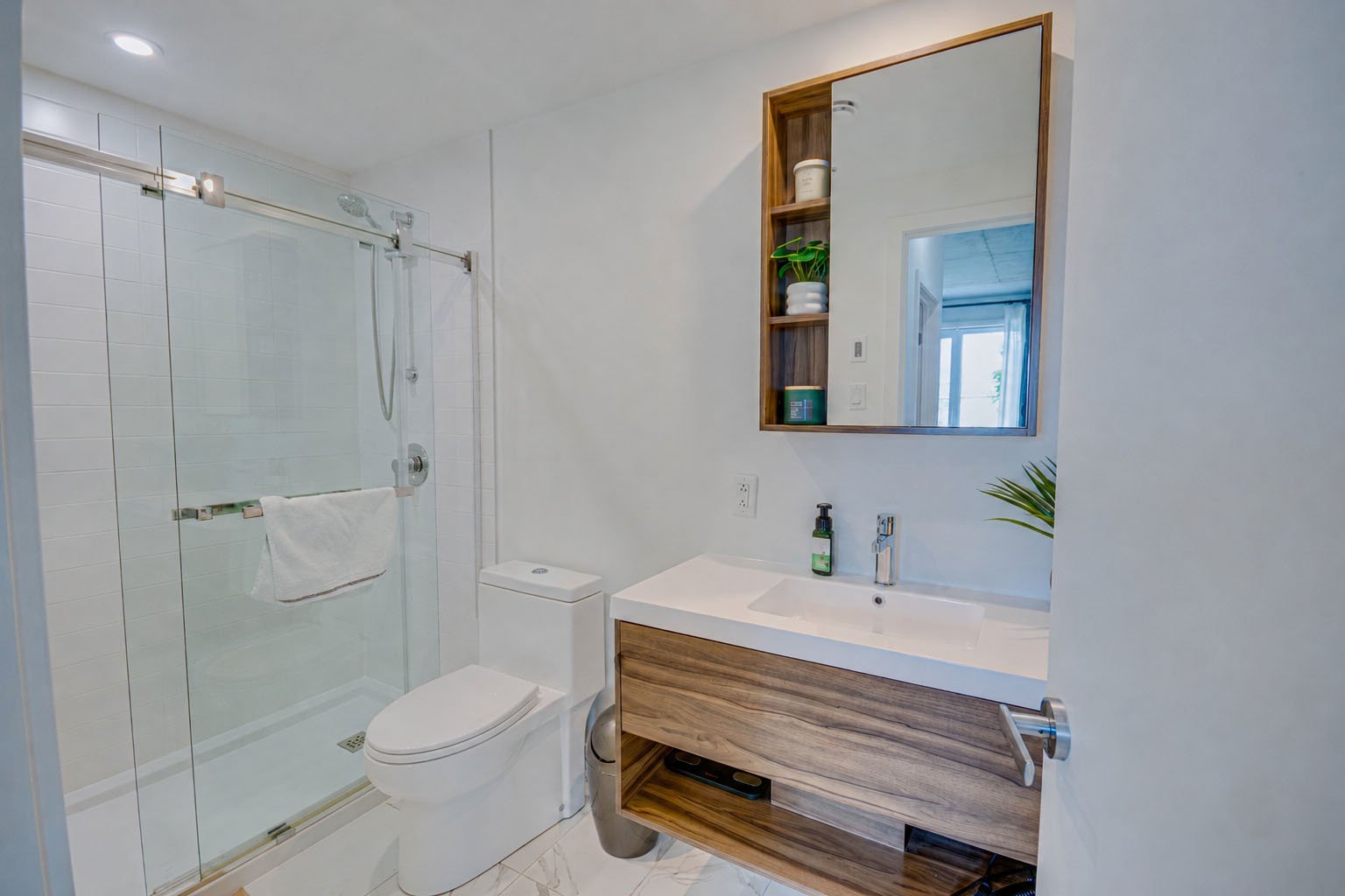 Salle de bains attenante à la CCP