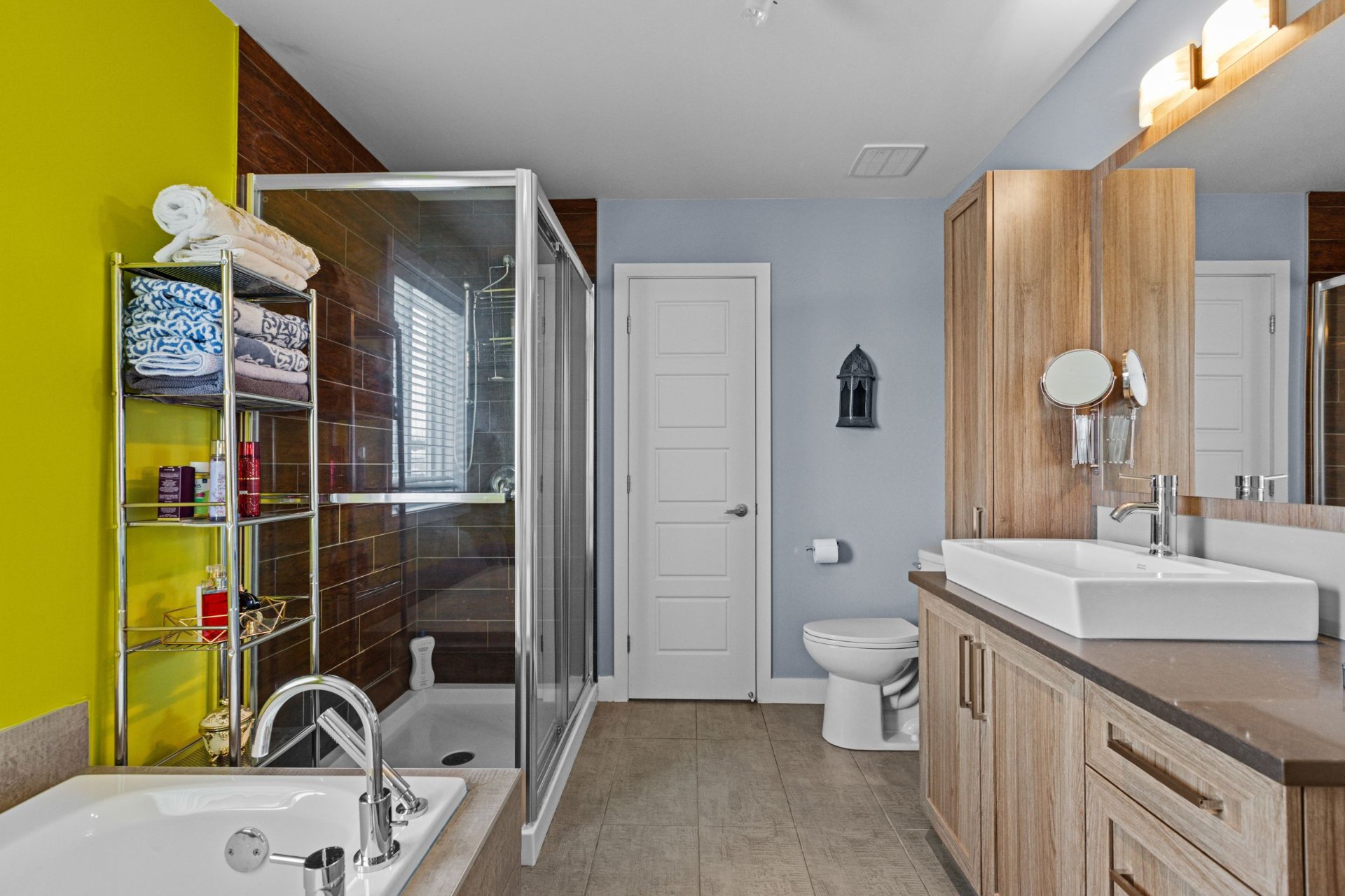 Salle de bains attenante à la CCP