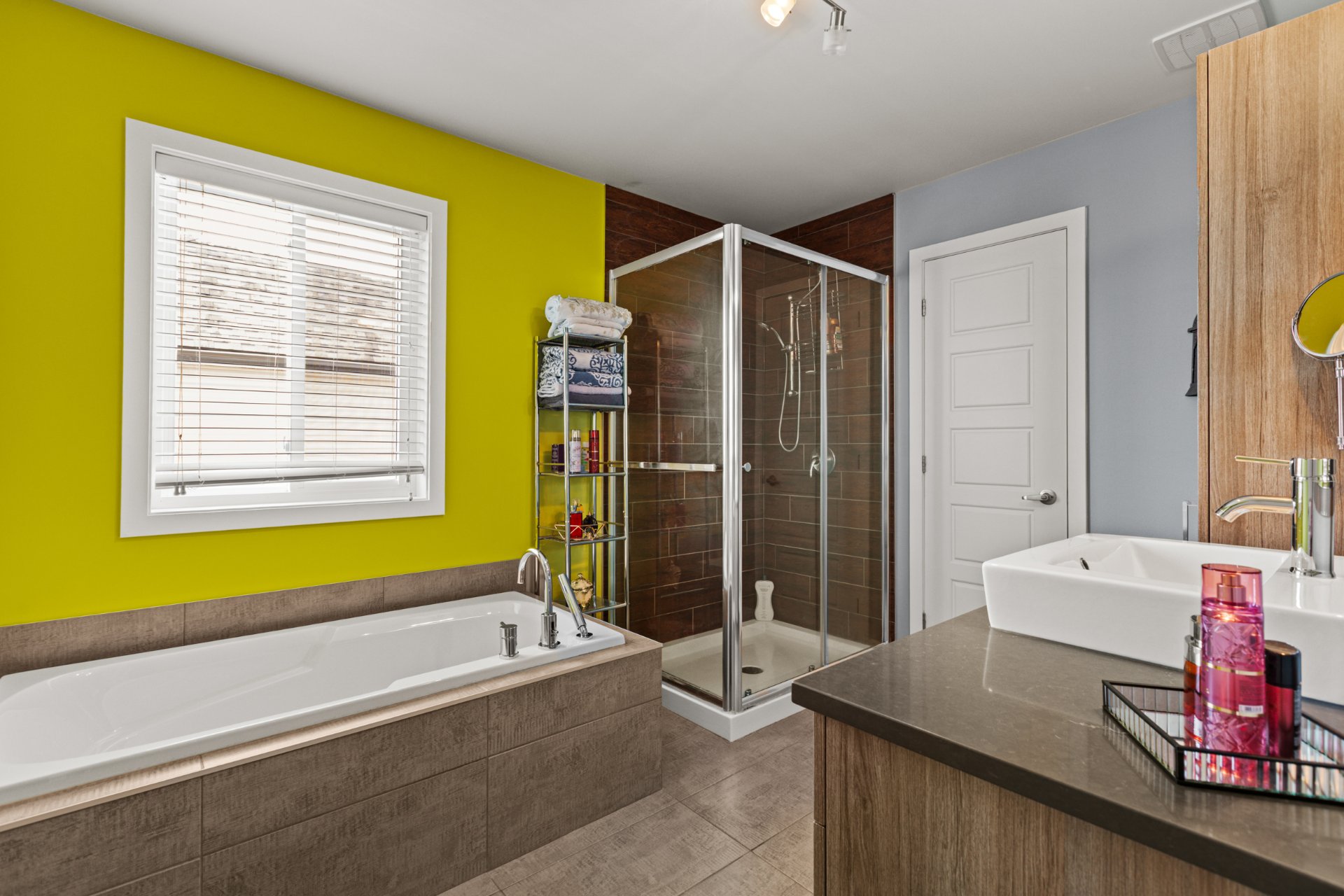 Salle de bains attenante à la CCP