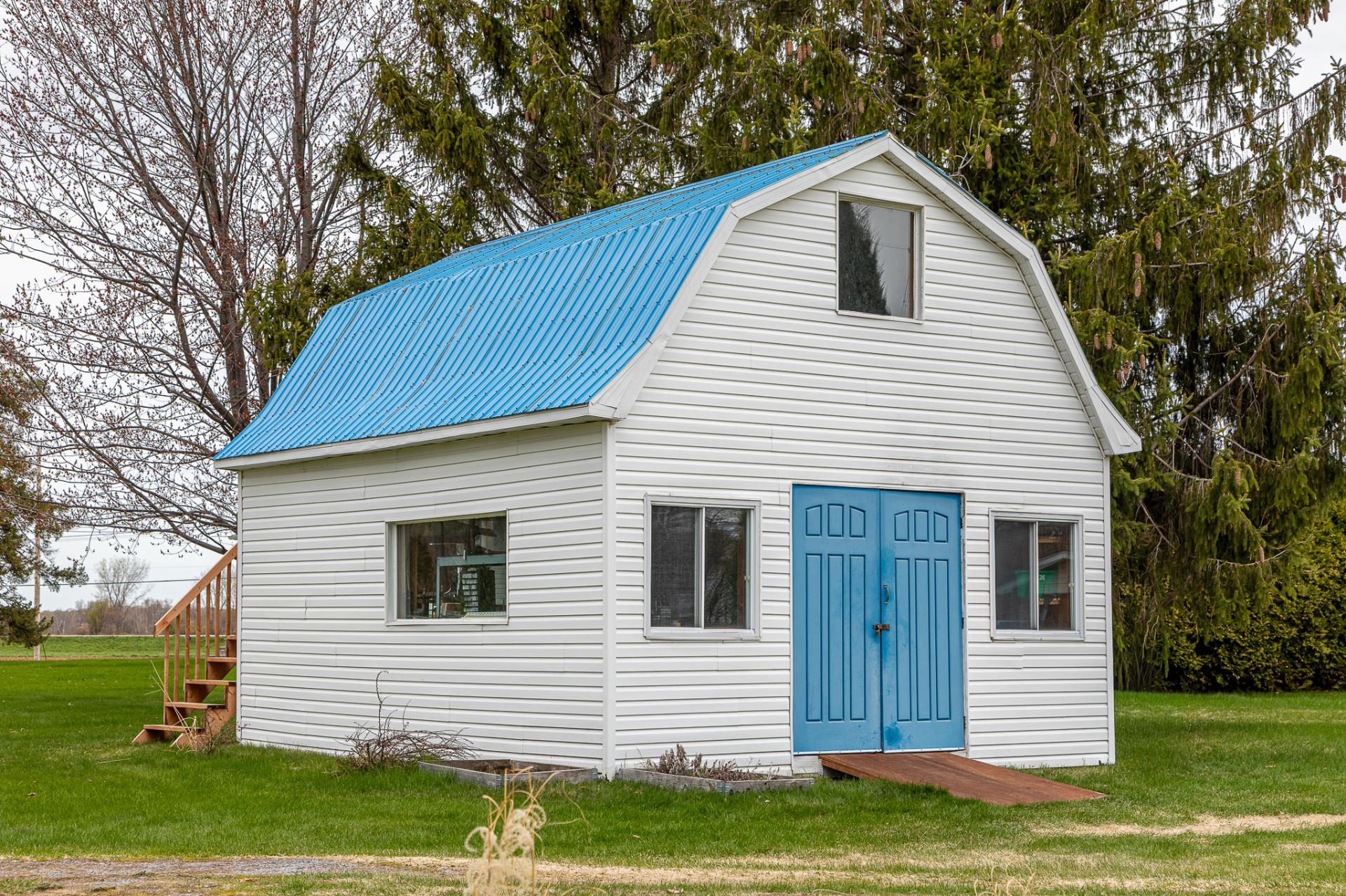 Shed