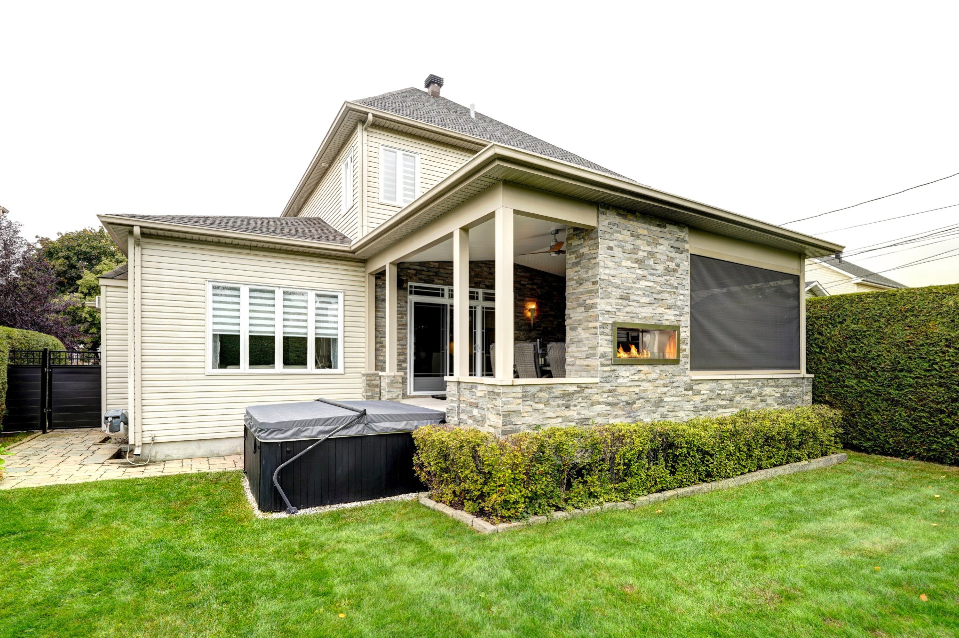 Back facade