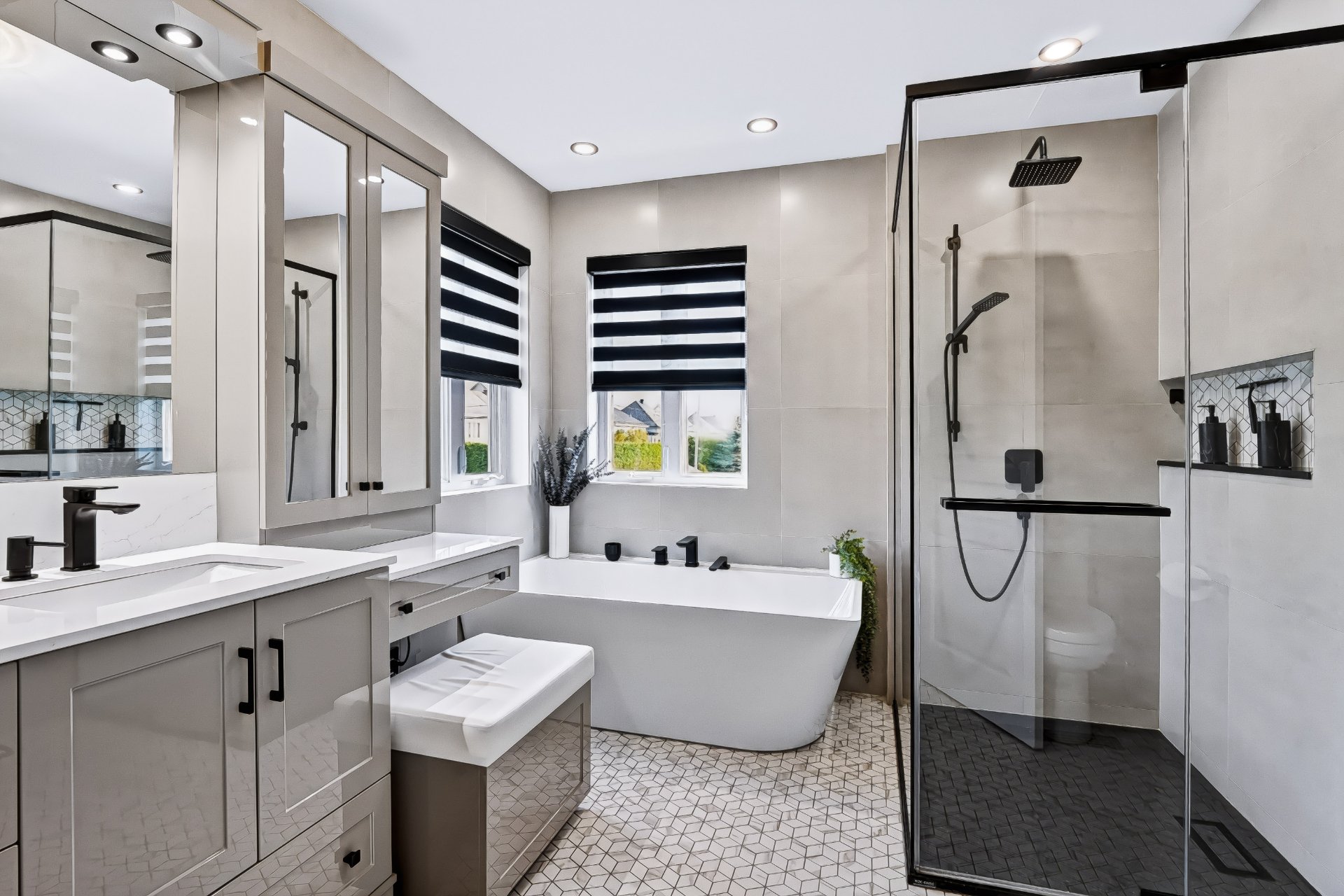 Ensuite bathroom