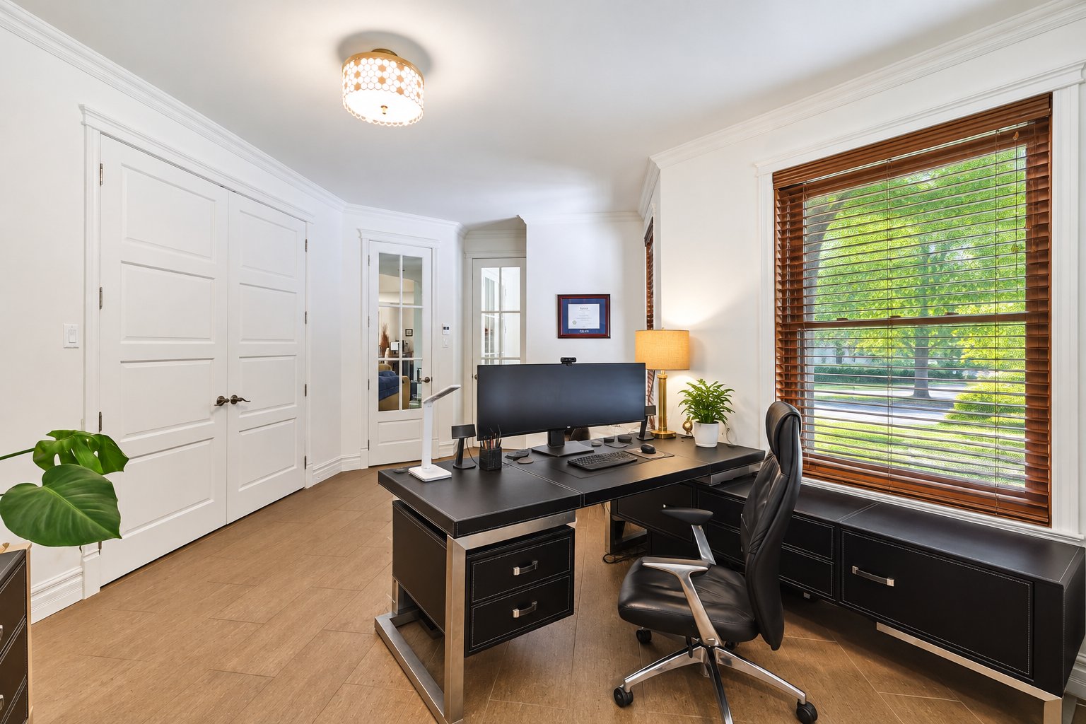 Chambre à coucher/bureau
