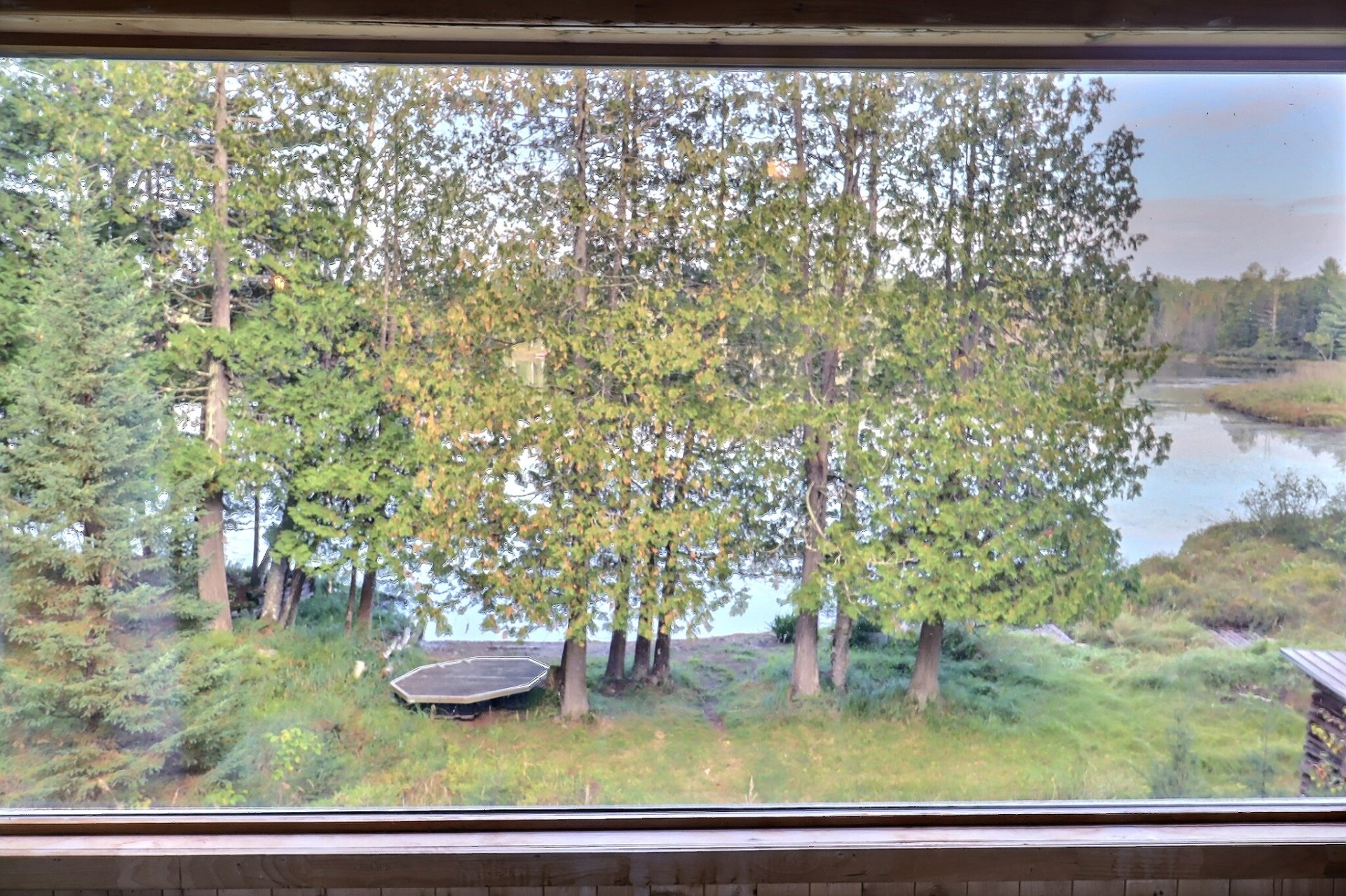 Vue sur l'eau