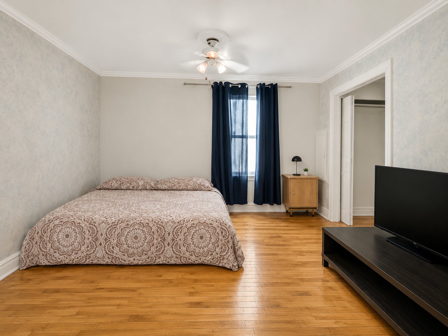 Chambre du 572 *staging virtuel*