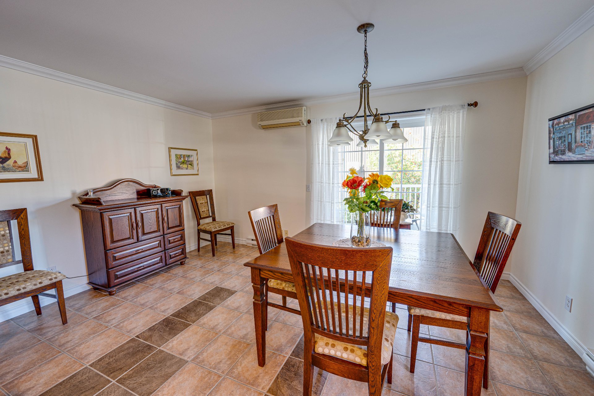 Dining room