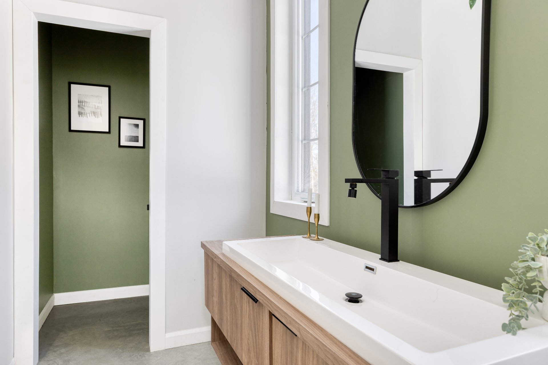 Salle de bains attenante à la CCP