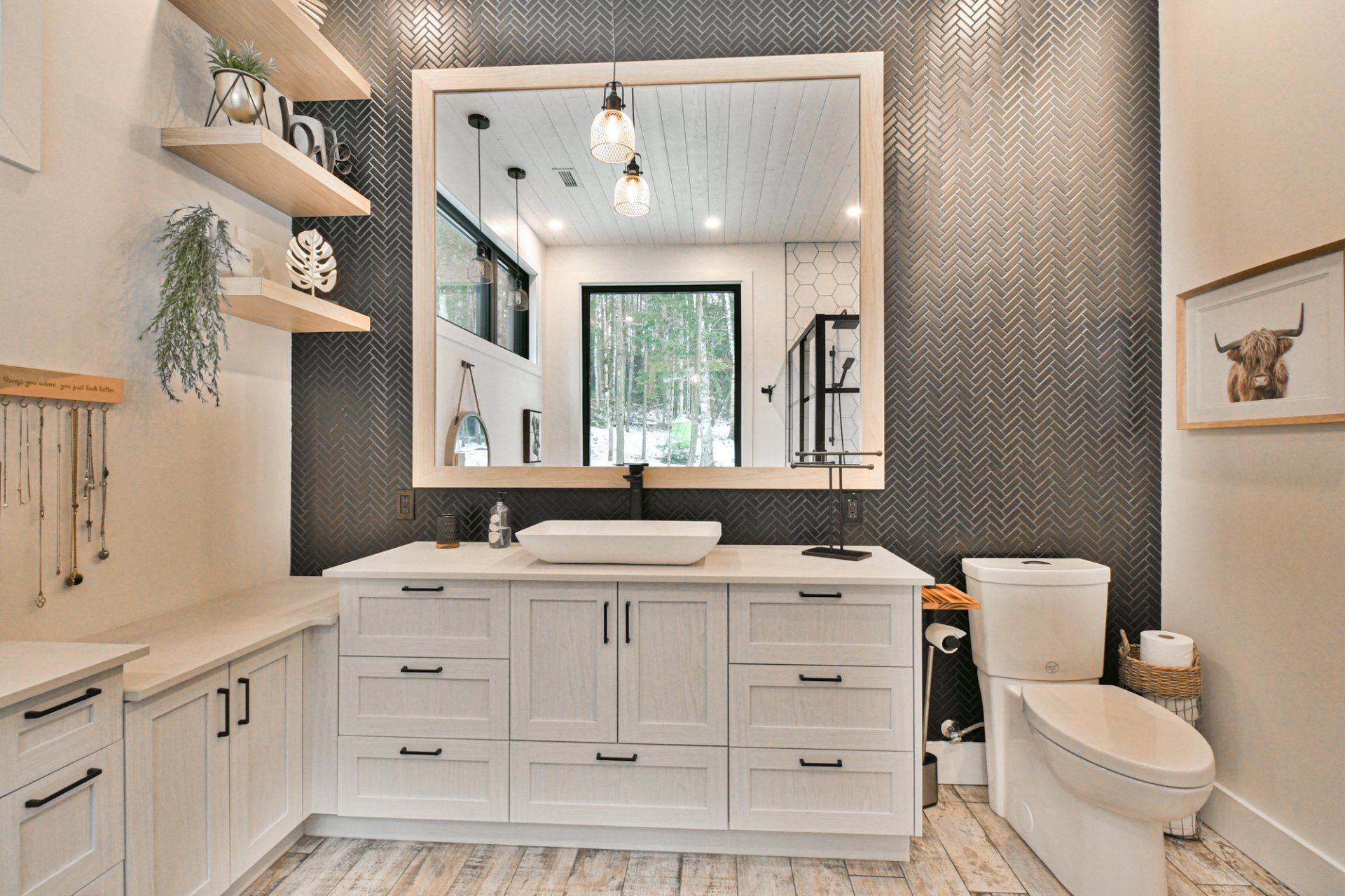 Ensuite bathroom