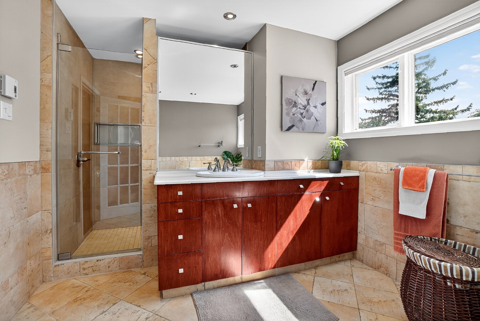 Salle de bains attenante à la CCP