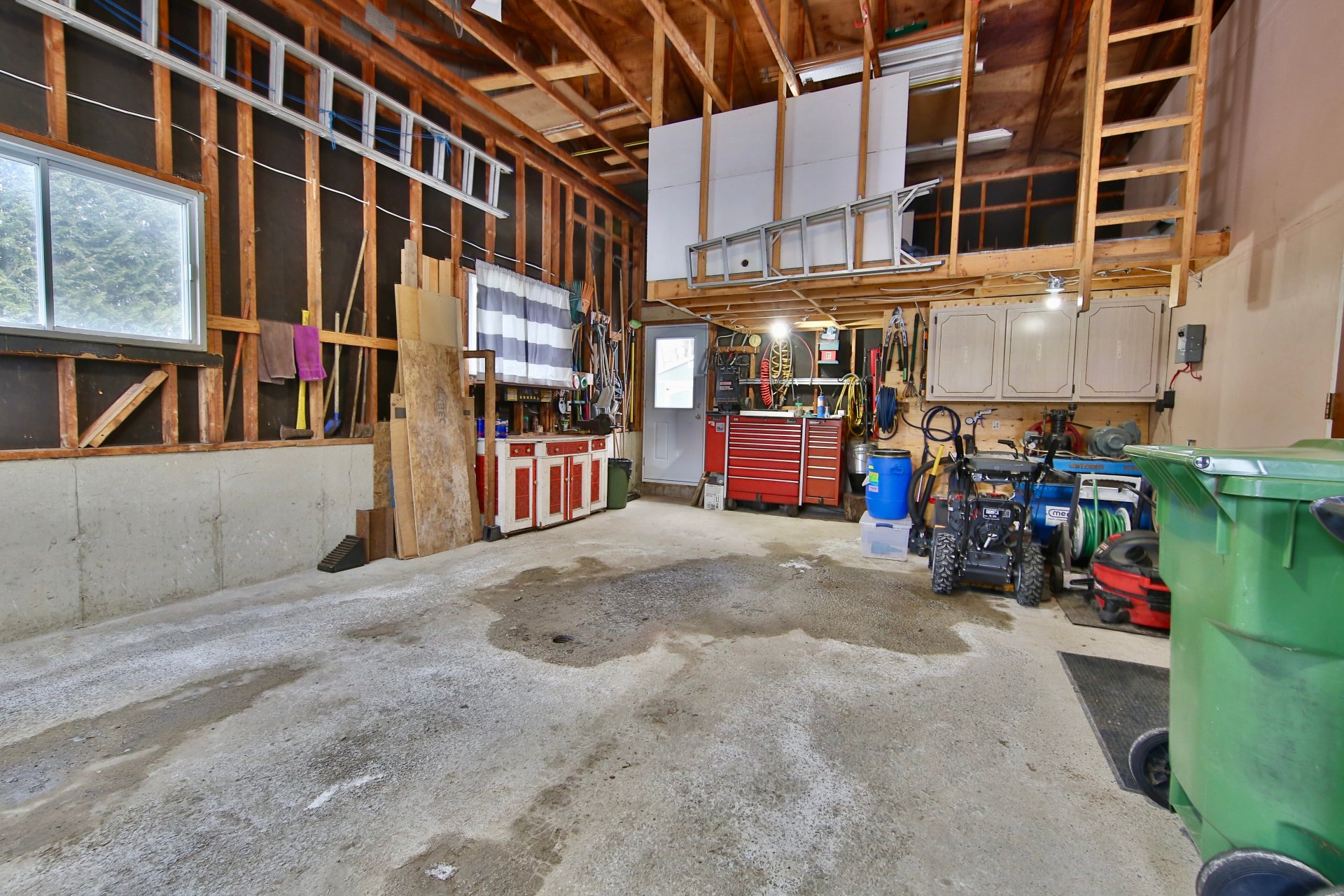 Intérieur du garage