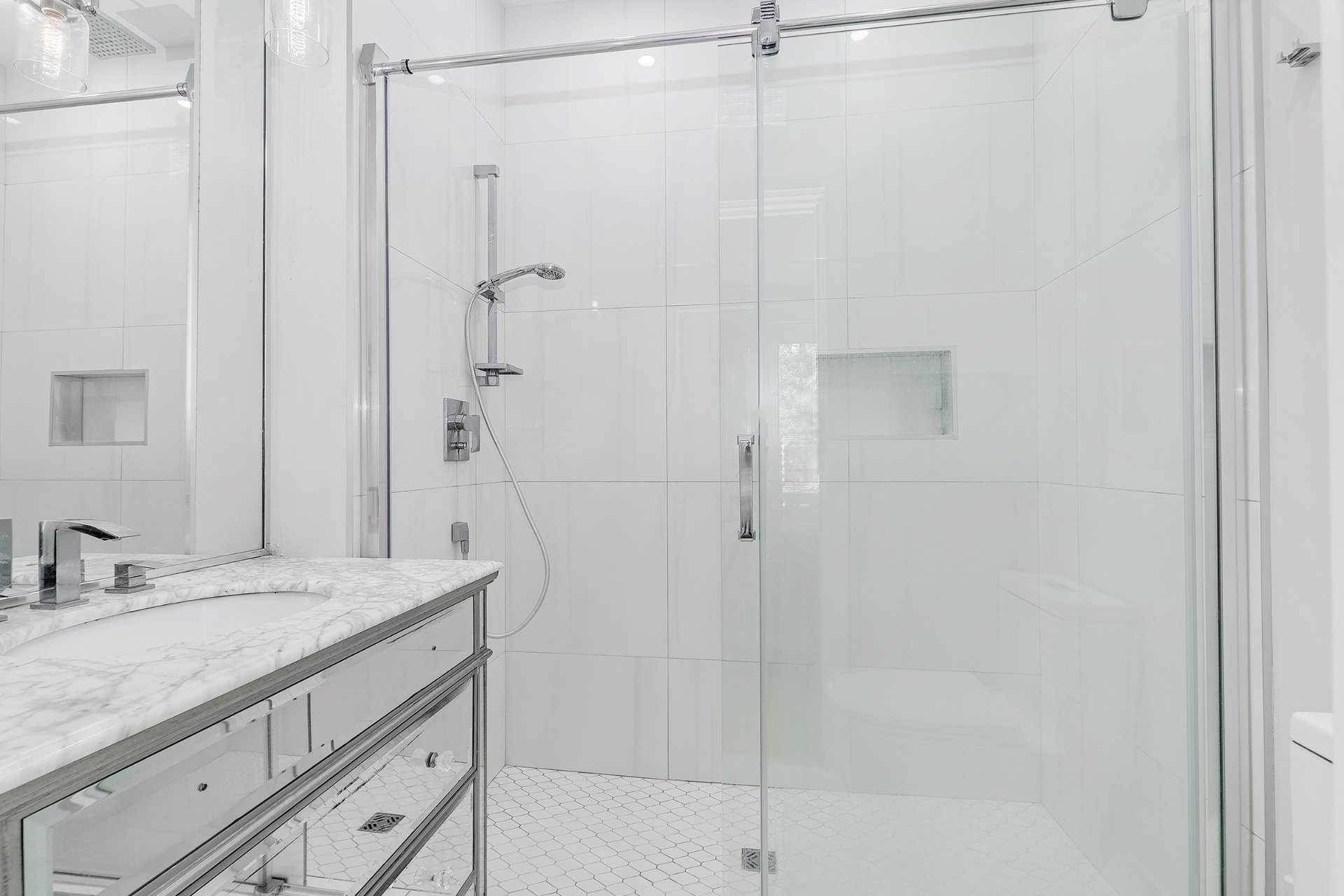 Salle de bains attenante à la CCP