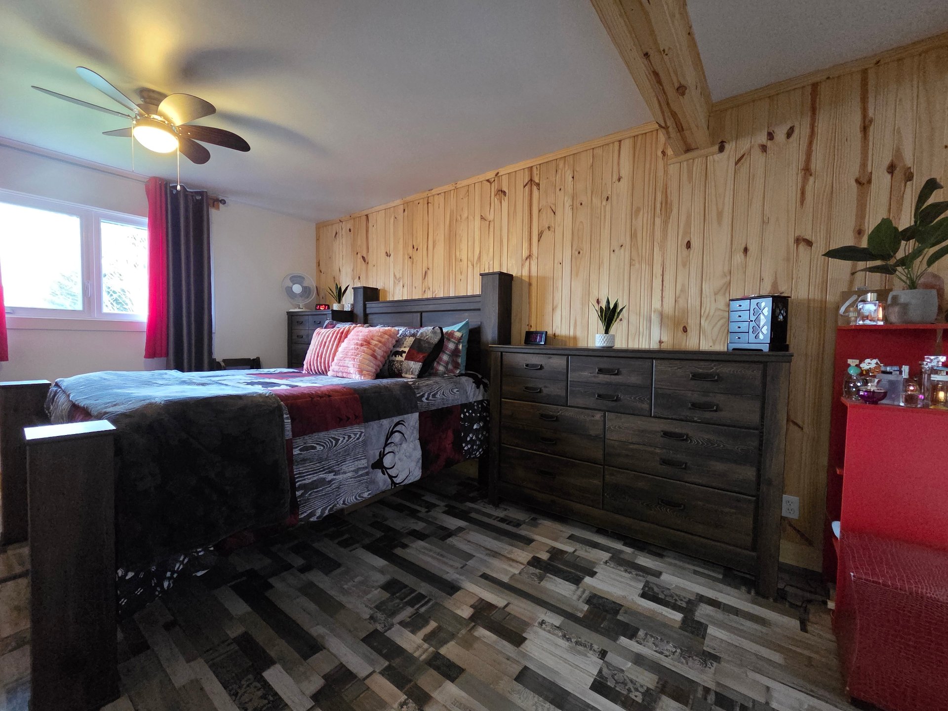 Chambre à coucher principale