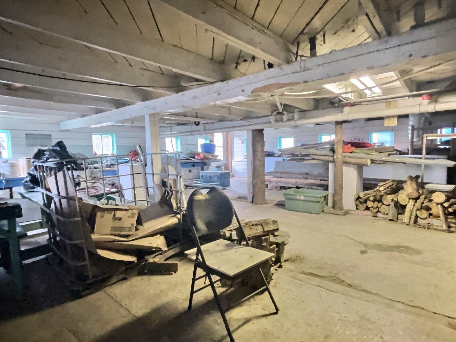 Sous-sol bâtiment-grange