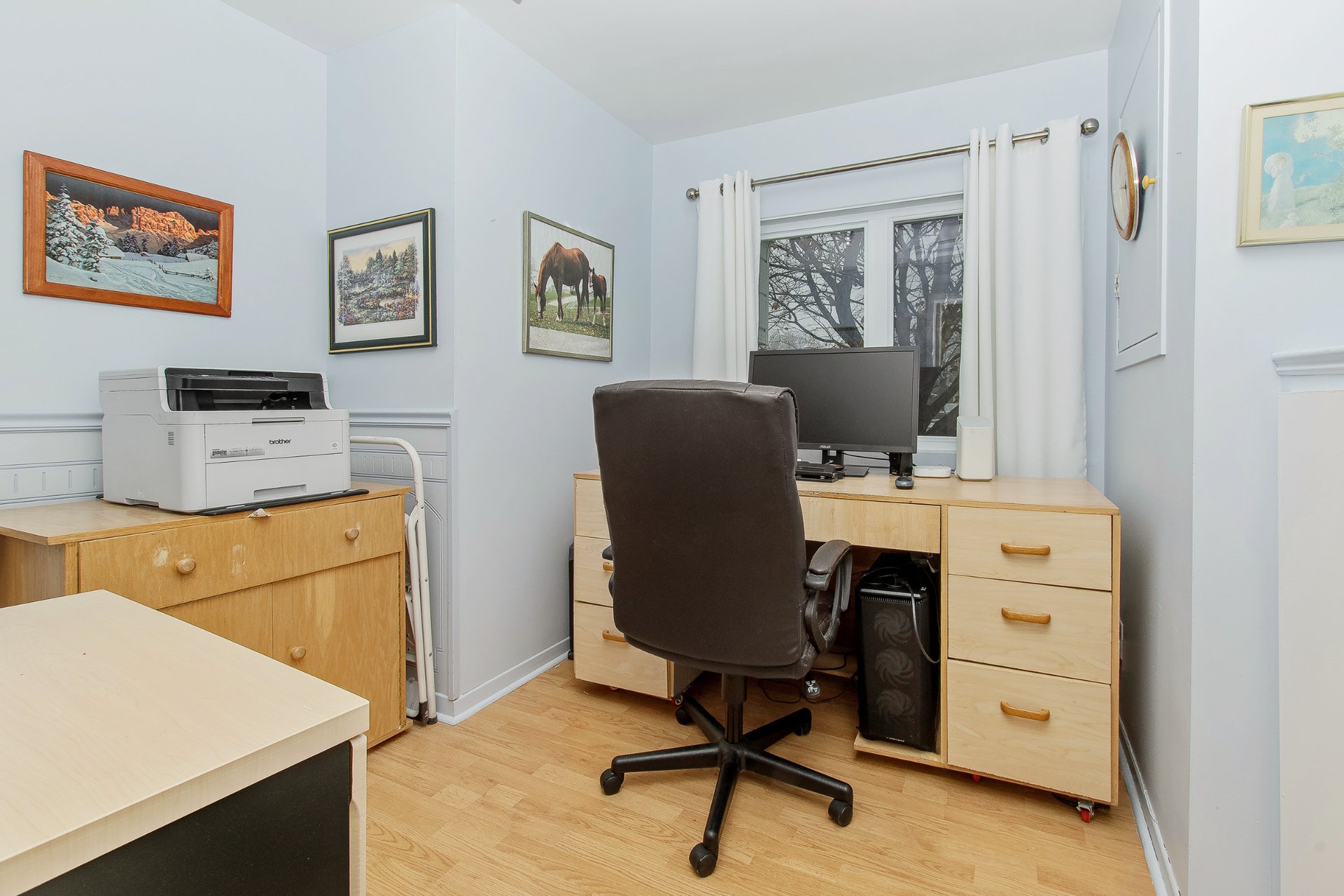 bureau présentement