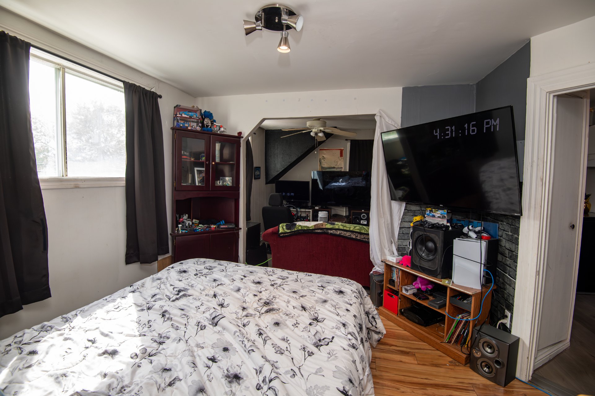 salon utiliser comme chambre, loyer 65