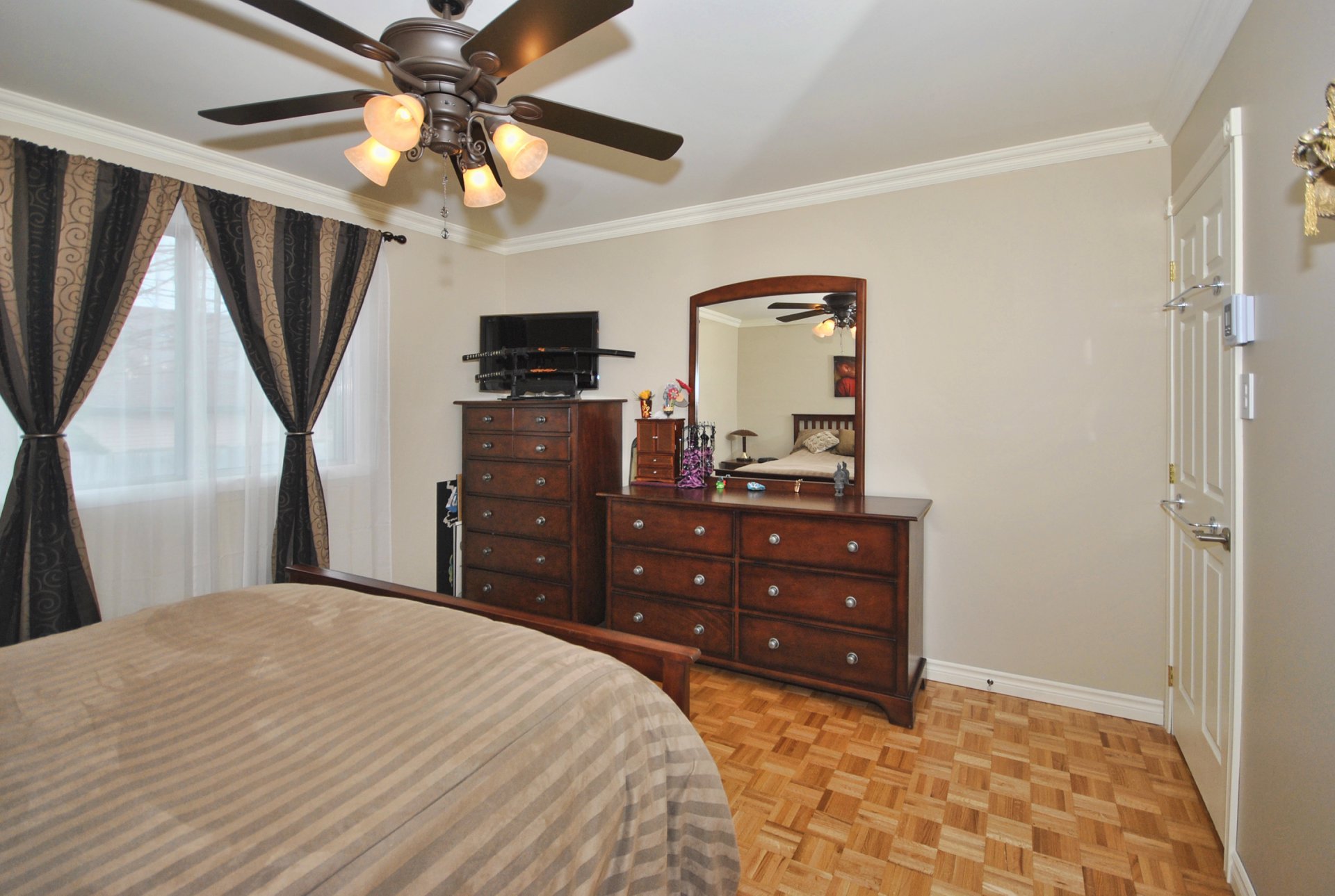 Chambre à coucher principale