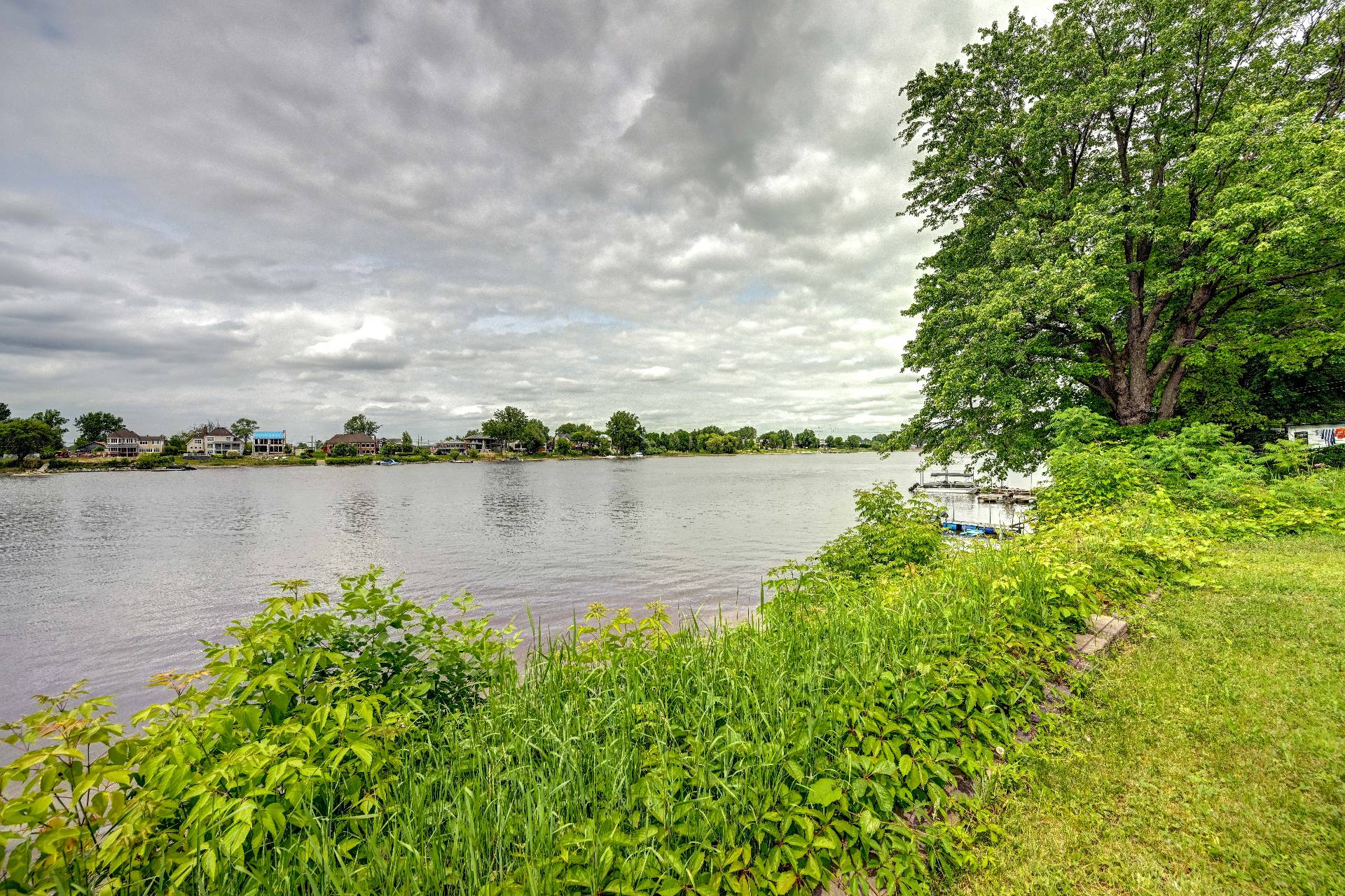 Vue sur l'eau