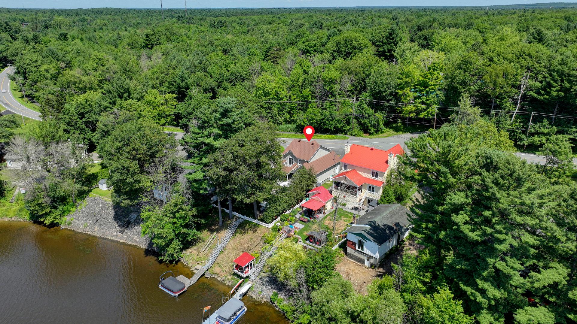 Accès au plan d'eau