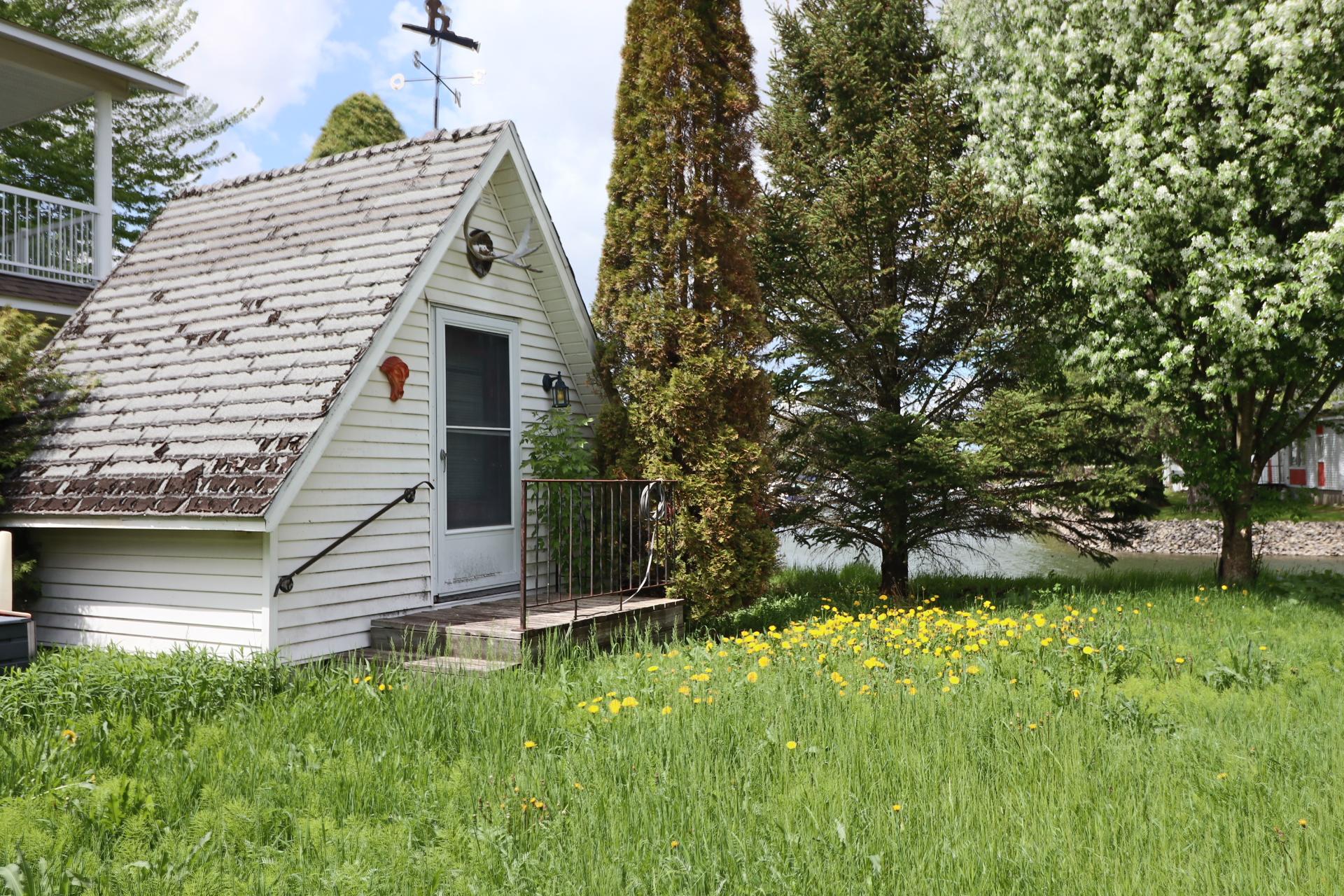 Shed
