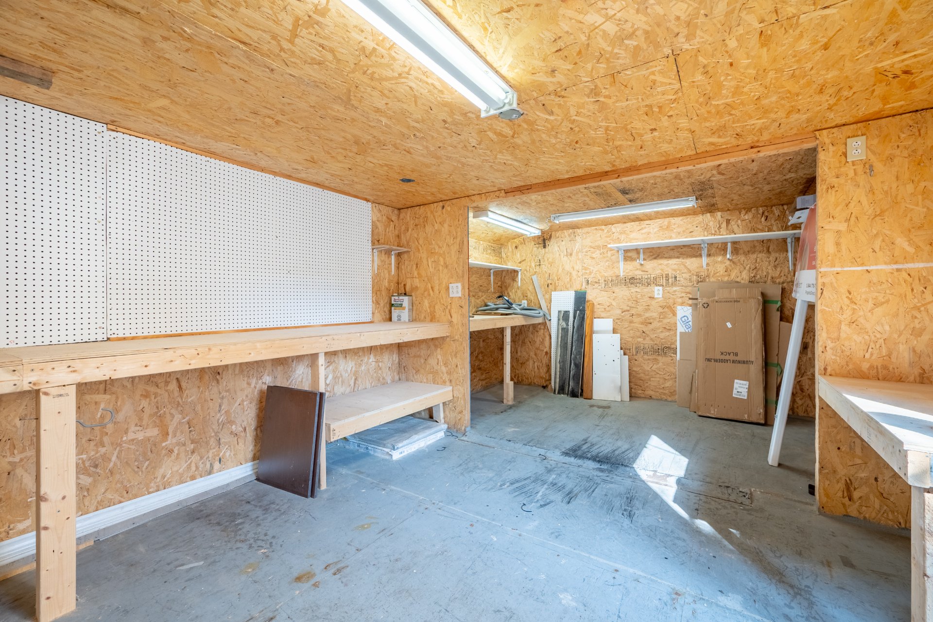 Intérieur de la remise