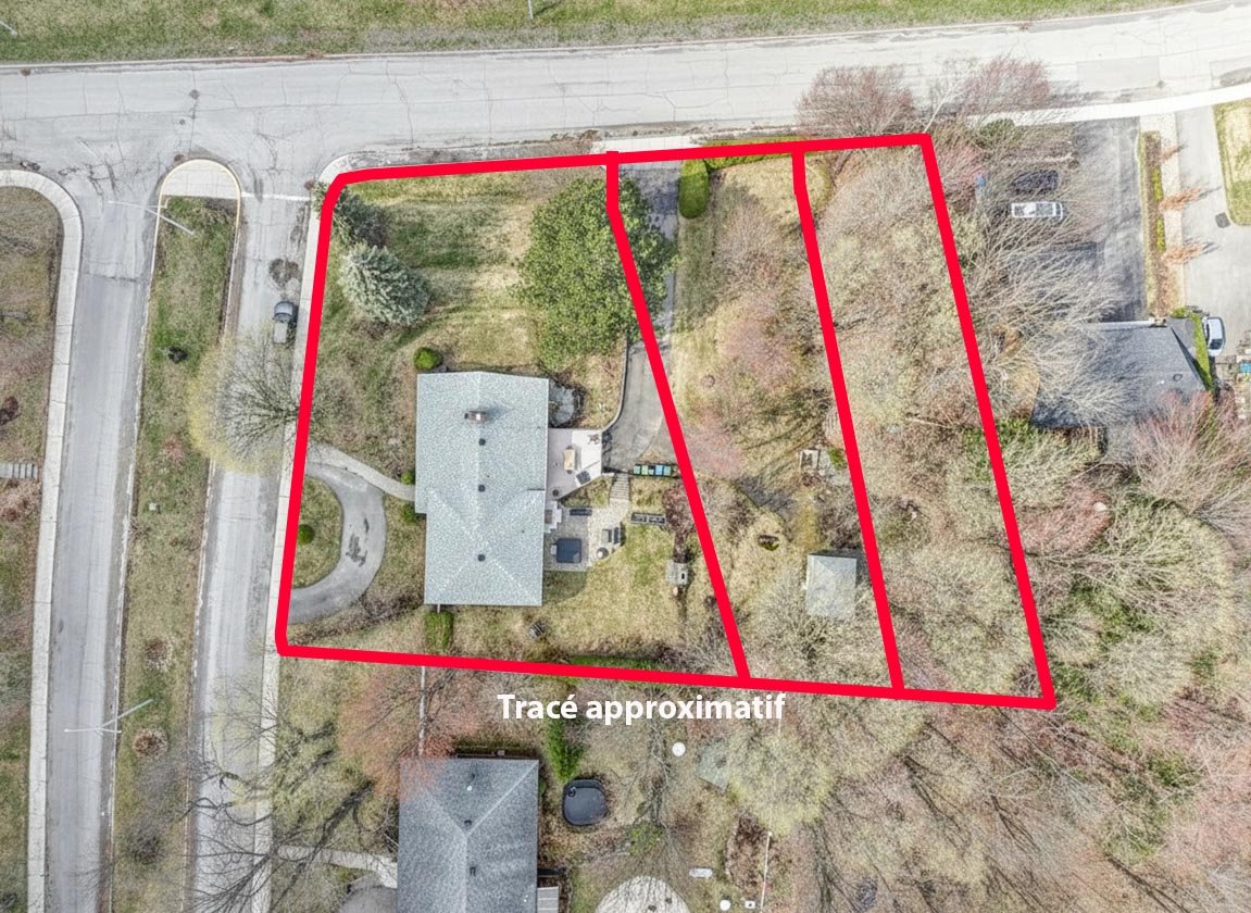 Potentiel de subdivision en 3 lots.