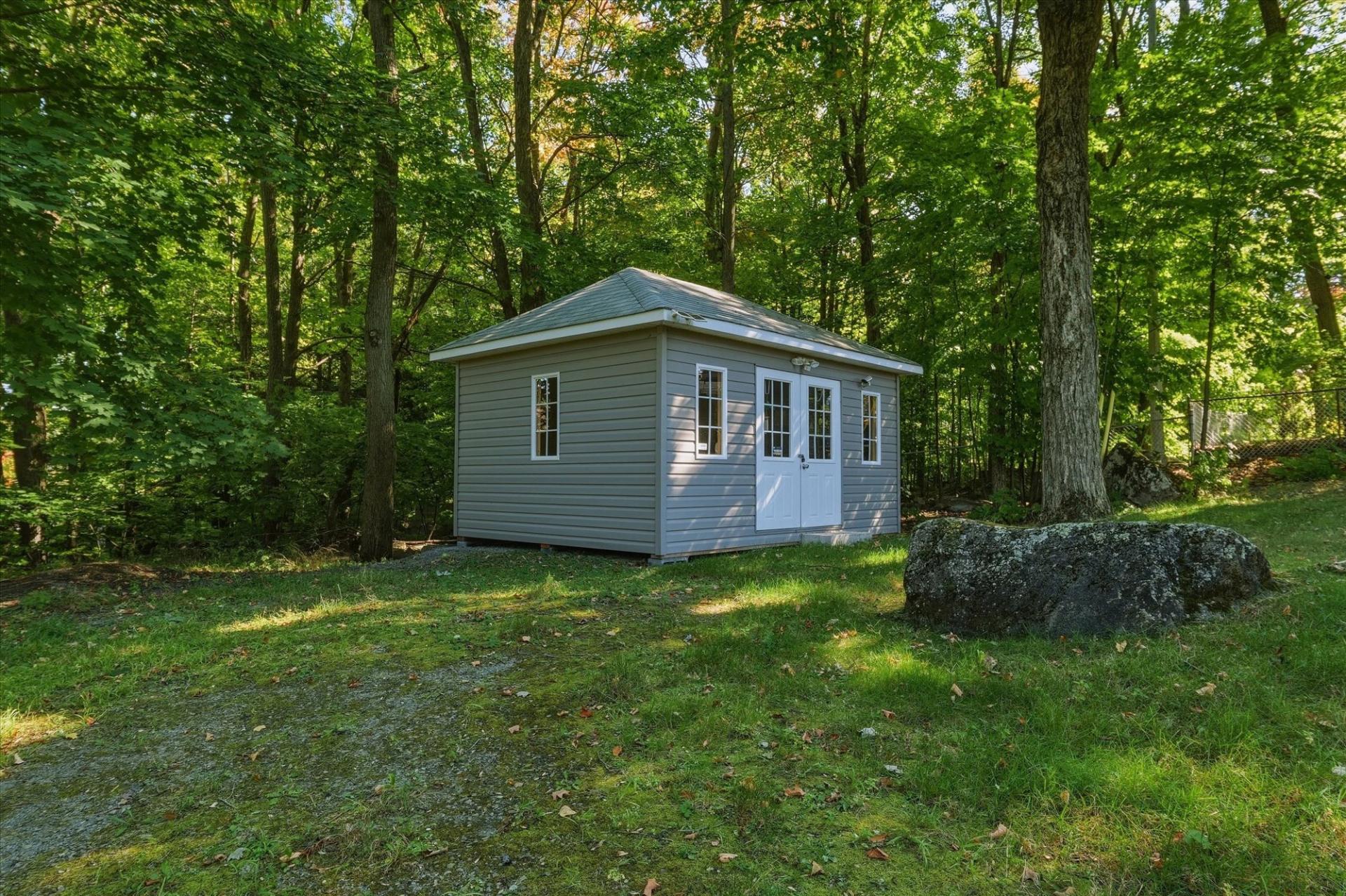 Shed