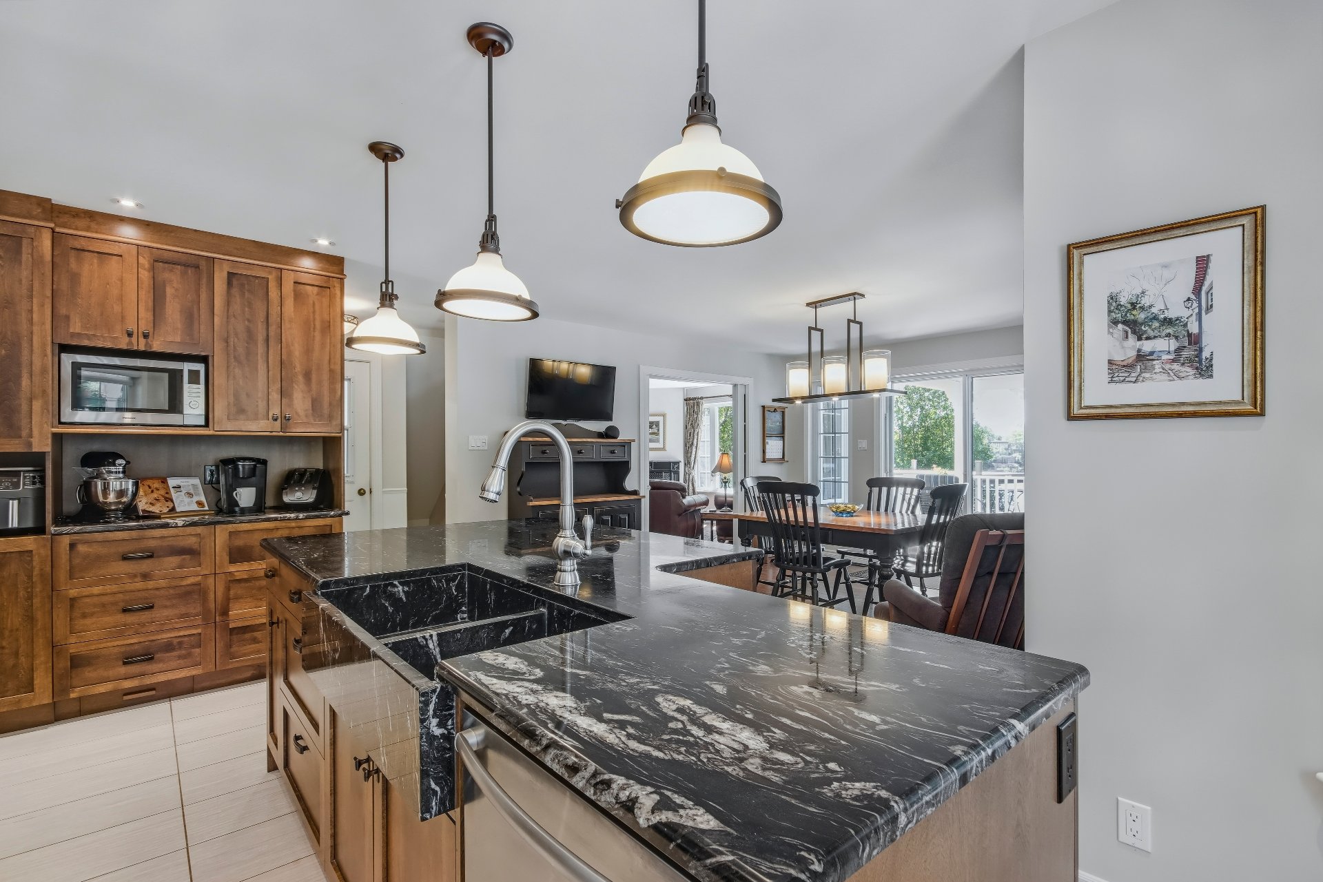 Comptoir de granite avec évier intégré