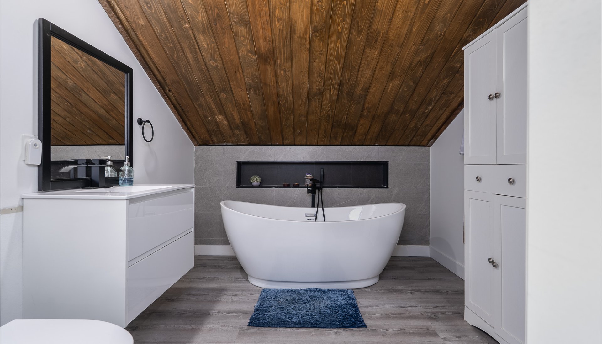 Salle de bains attenante à la CCP