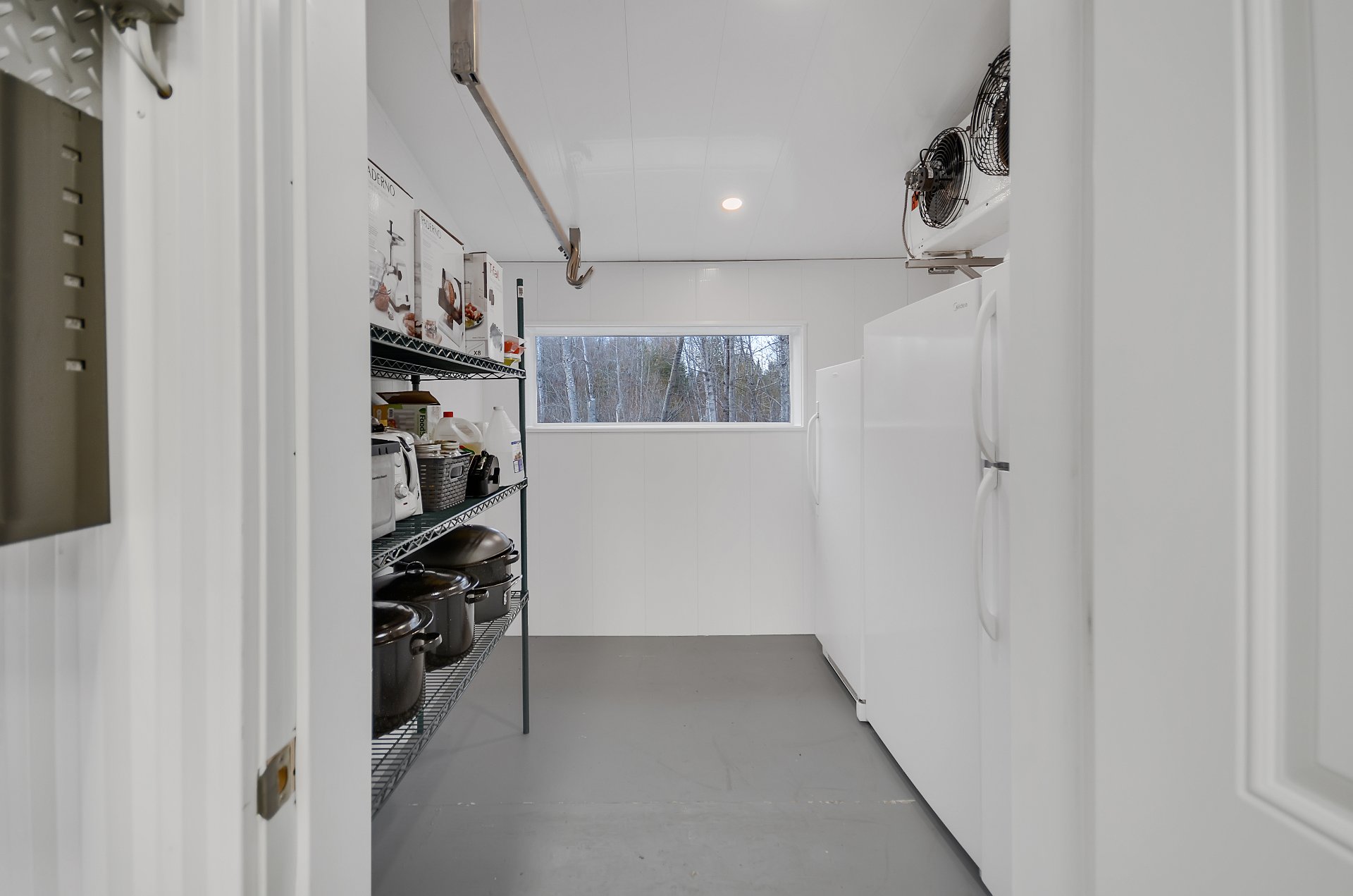 Cave/ chambre froide