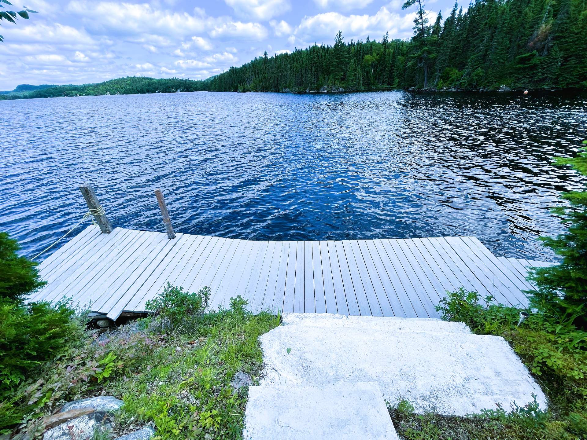 Vue sur l'eau