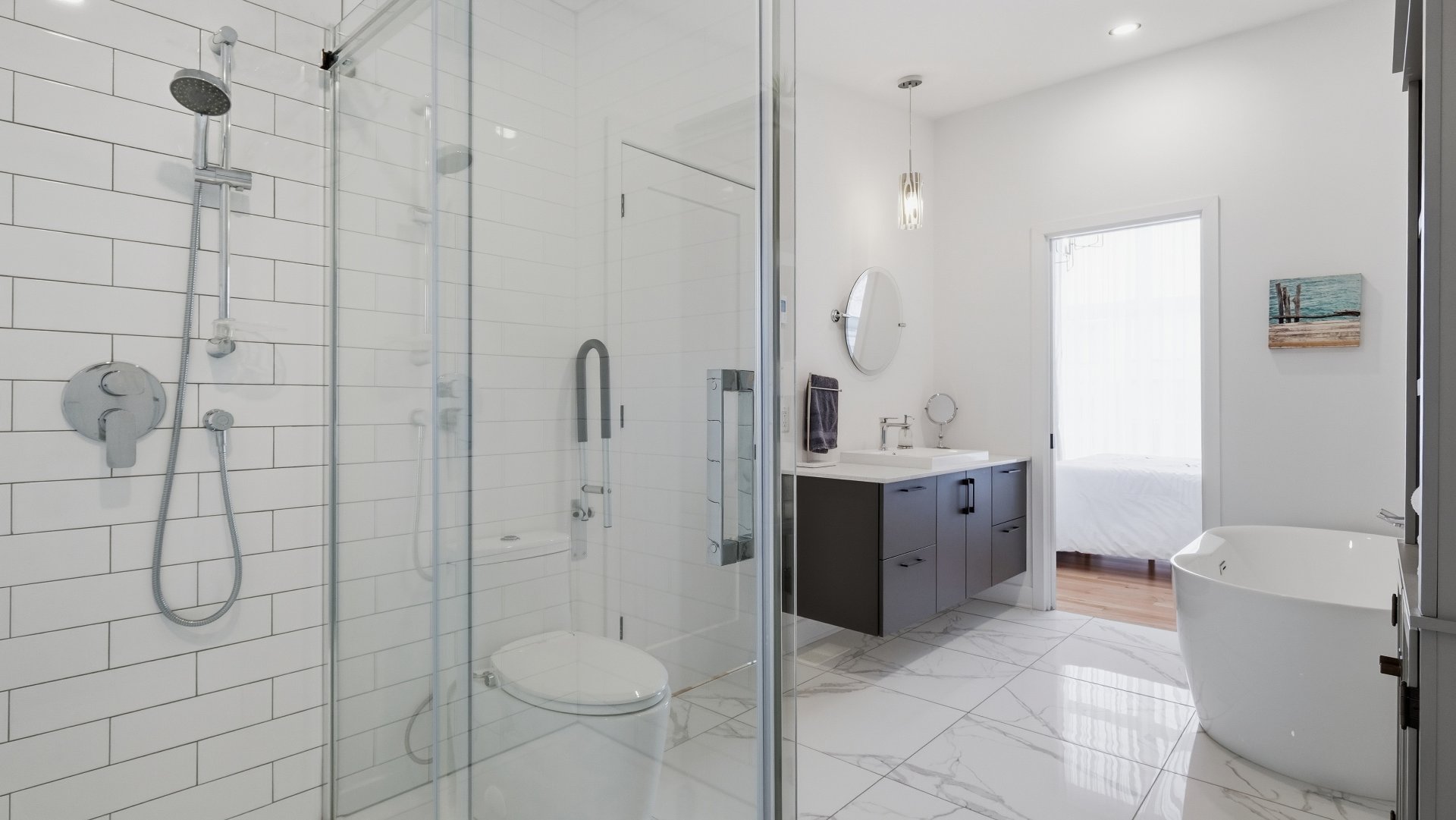 Ensuite bathroom