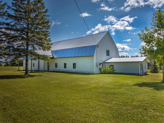 Barn