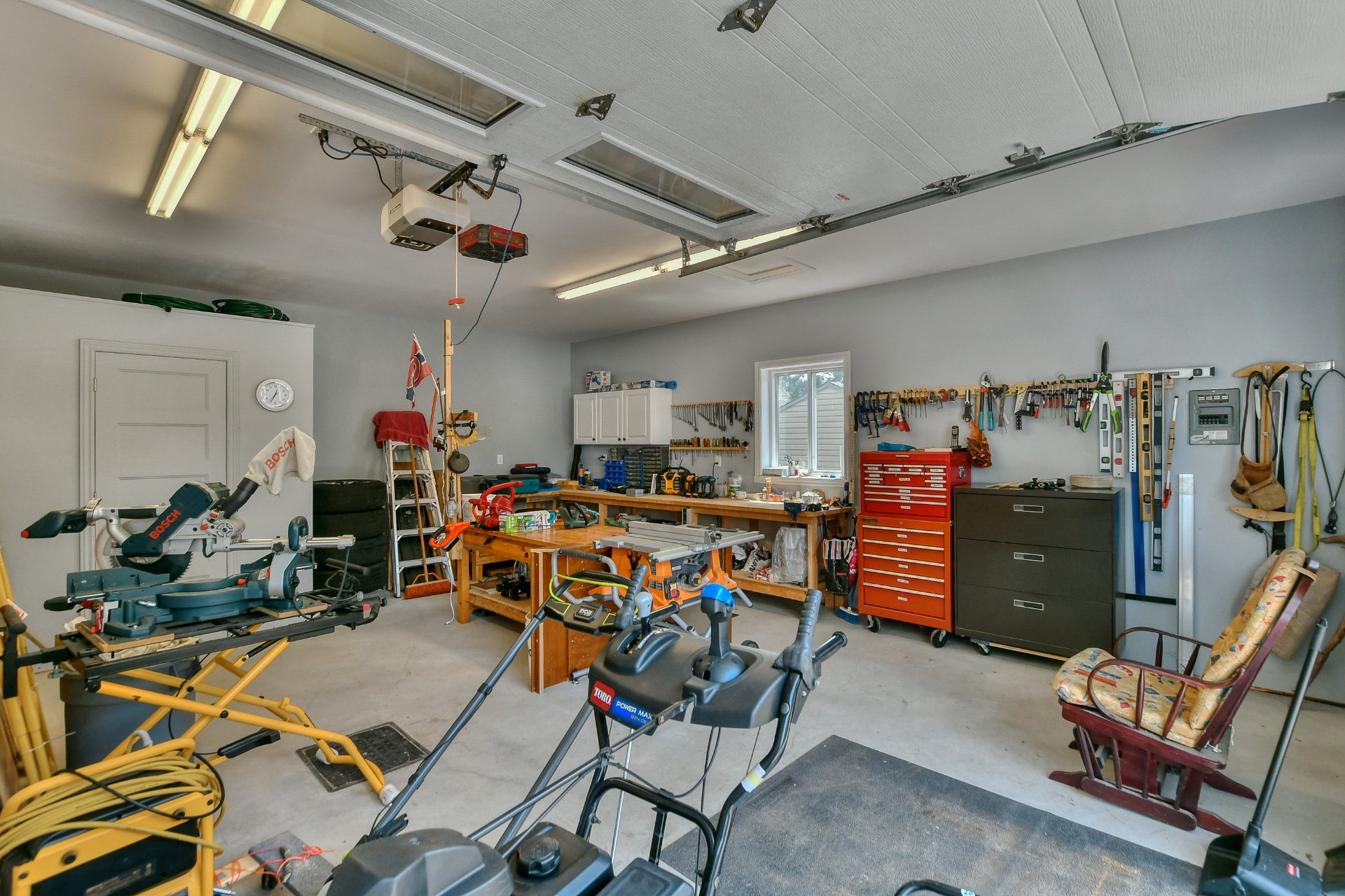 Garage