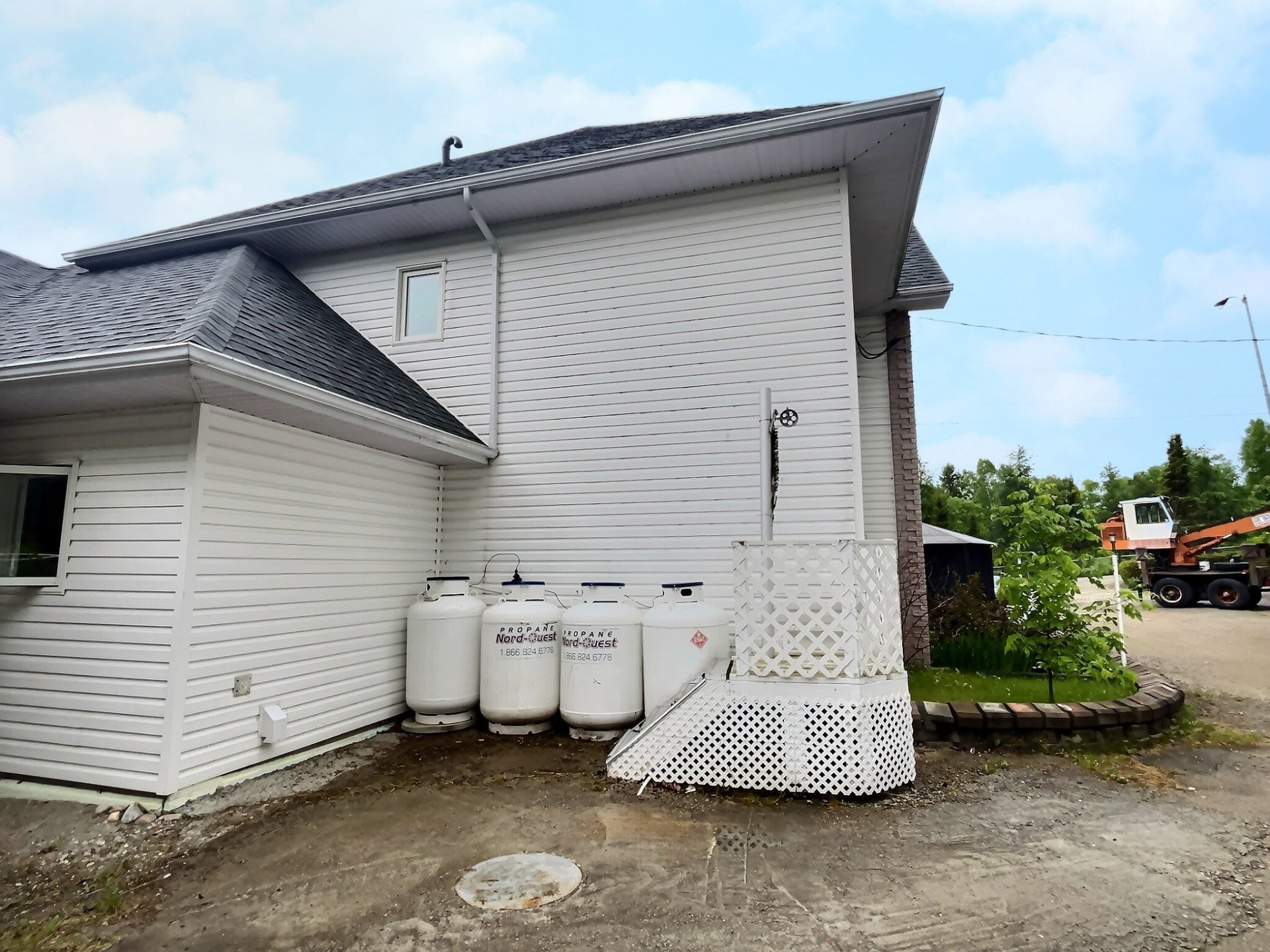 Back facade