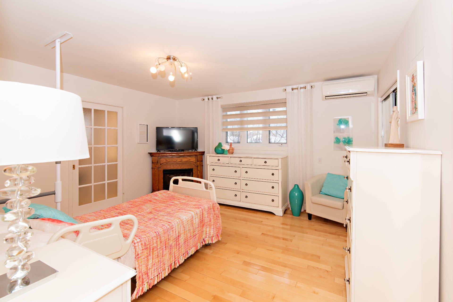 Primary bedroom