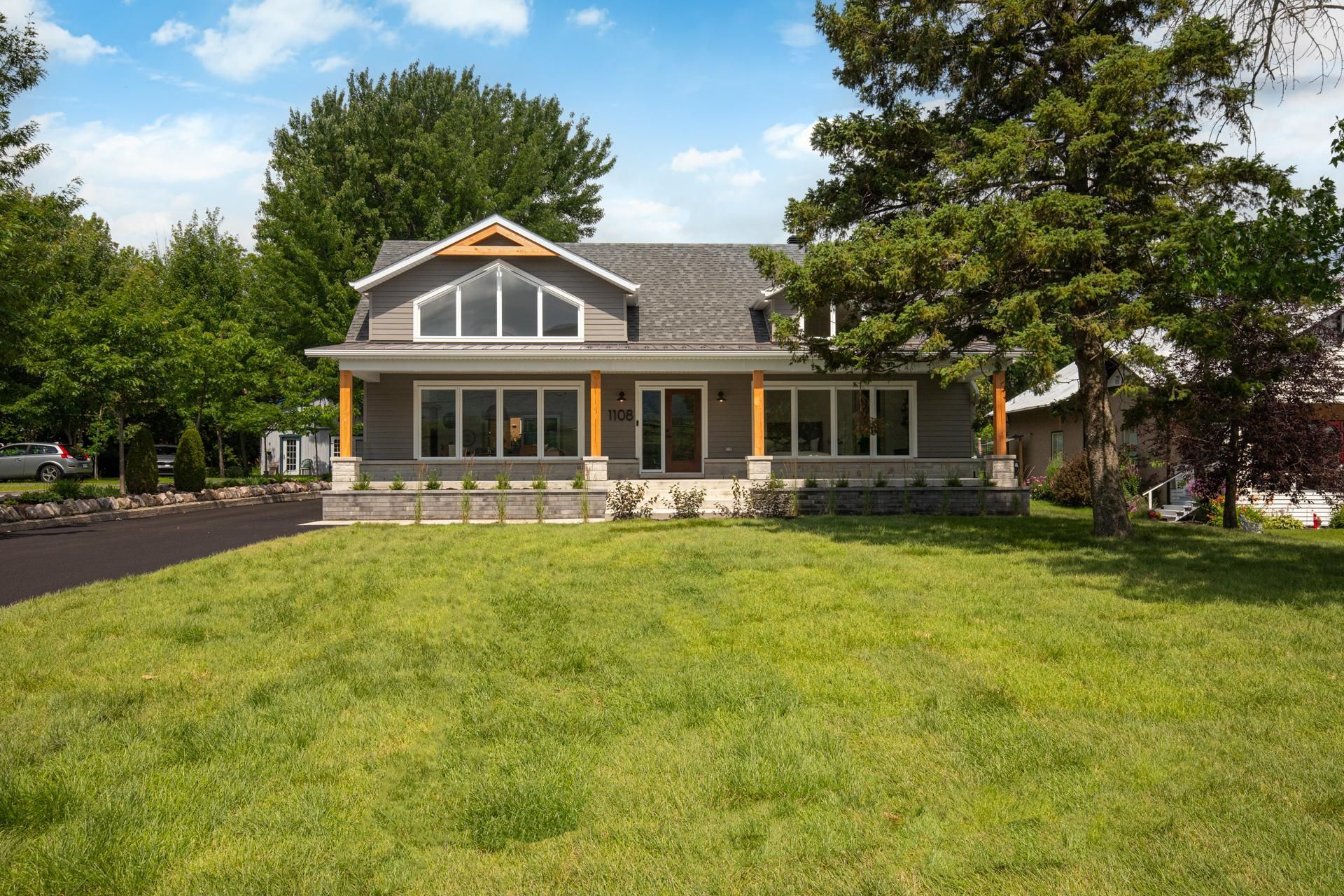 Maison éloignée de la rue