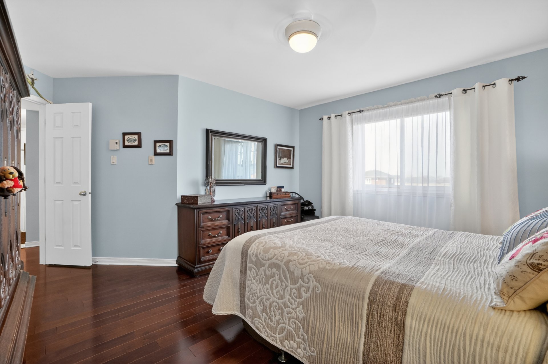 Chambre à coucher principale