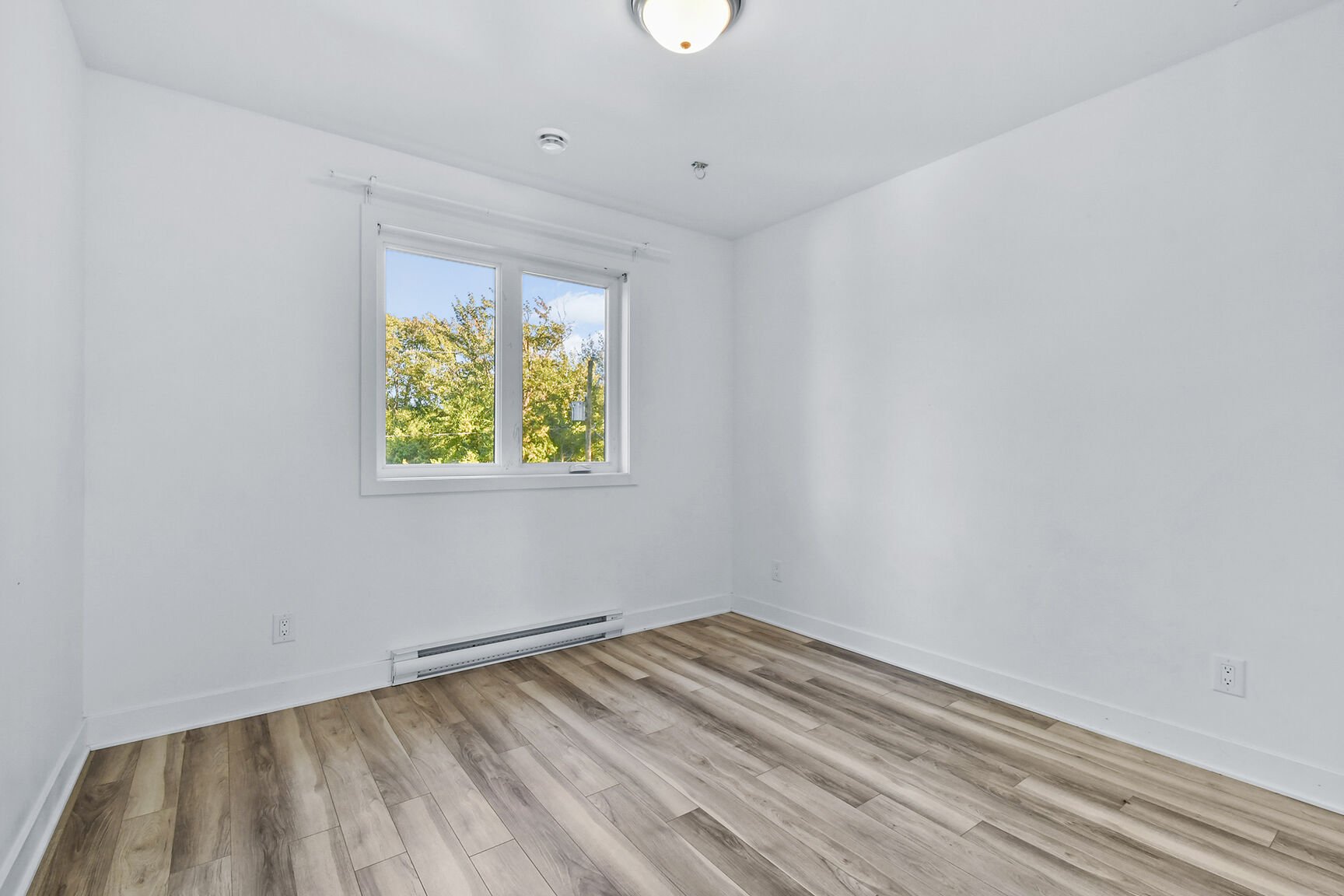 Chambre à coucher 3