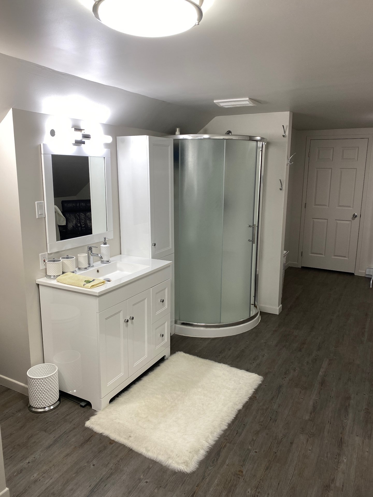 Salle de bains attenante à la CCP