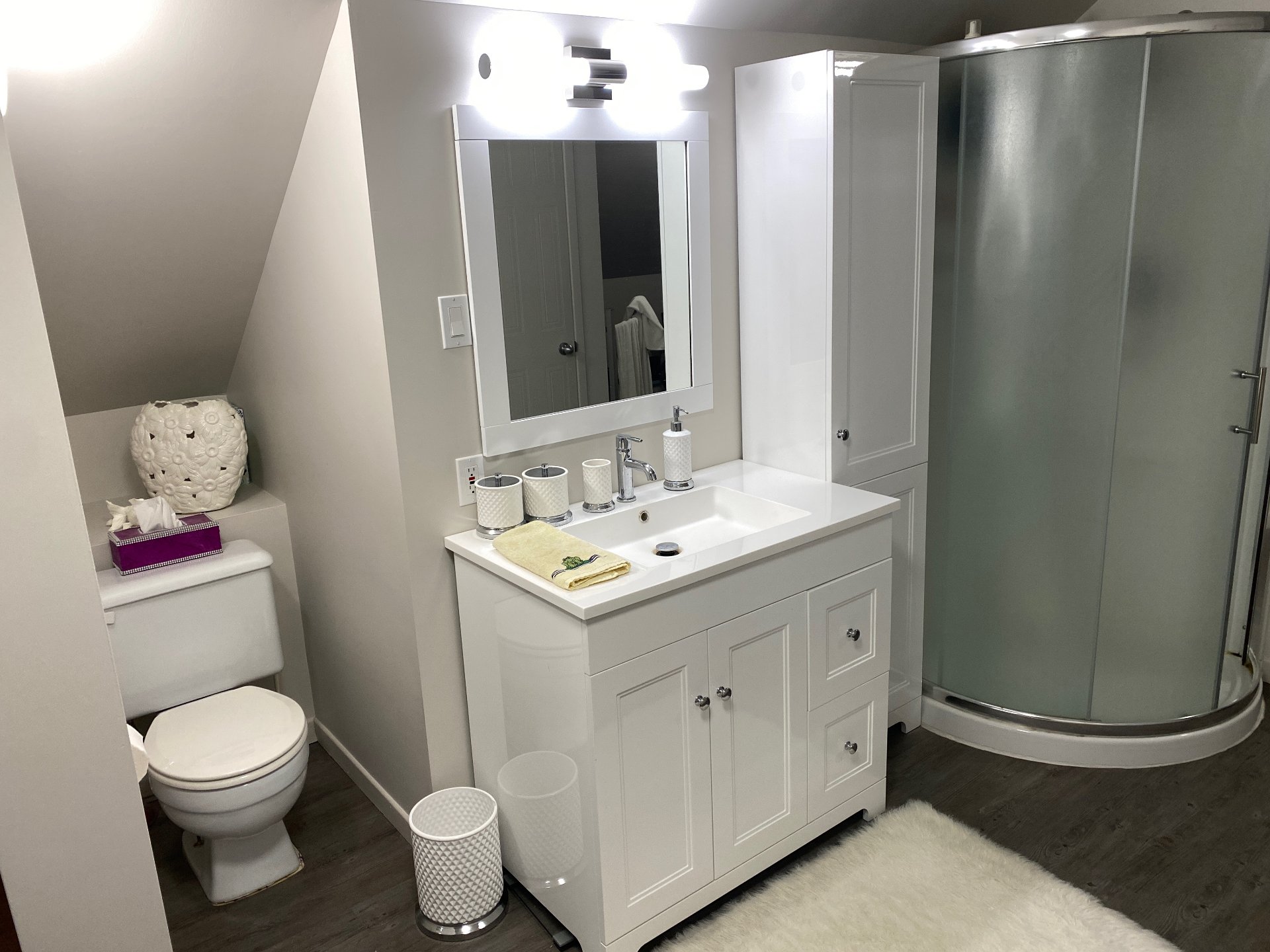 Salle de bains attenante à la CCP