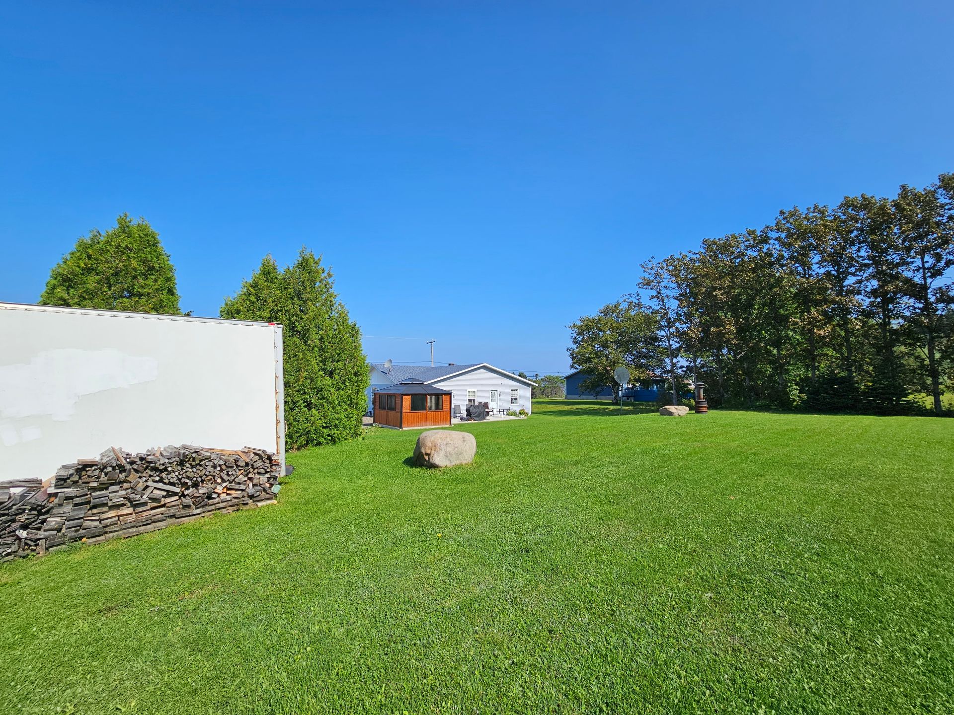 Land/Lot