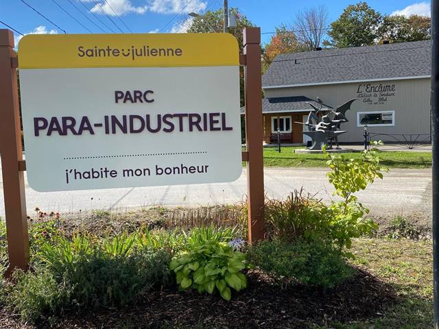 Entrée Parc Para Industrielle Sainte-Julienne