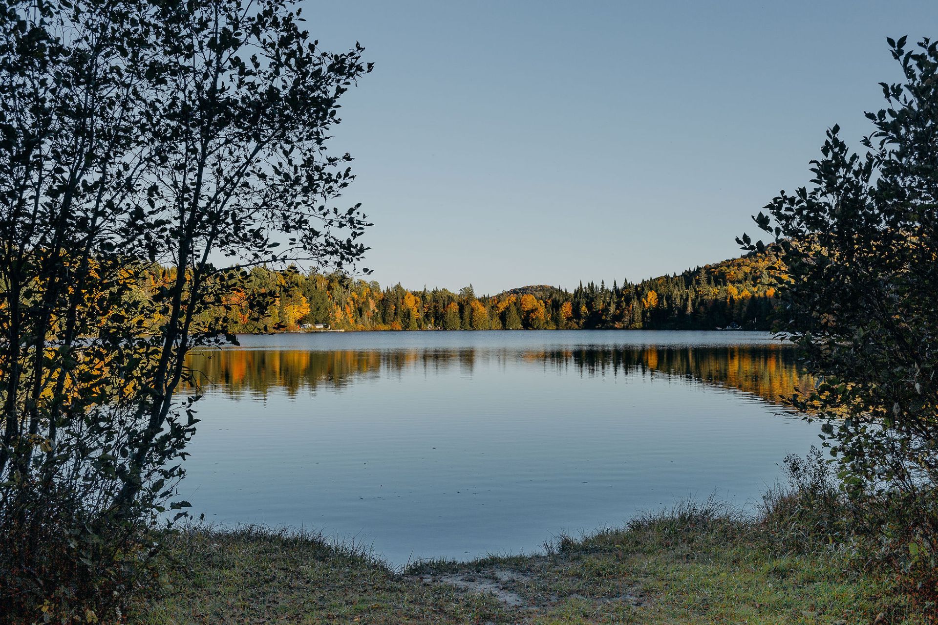 Accès au plan d'eau