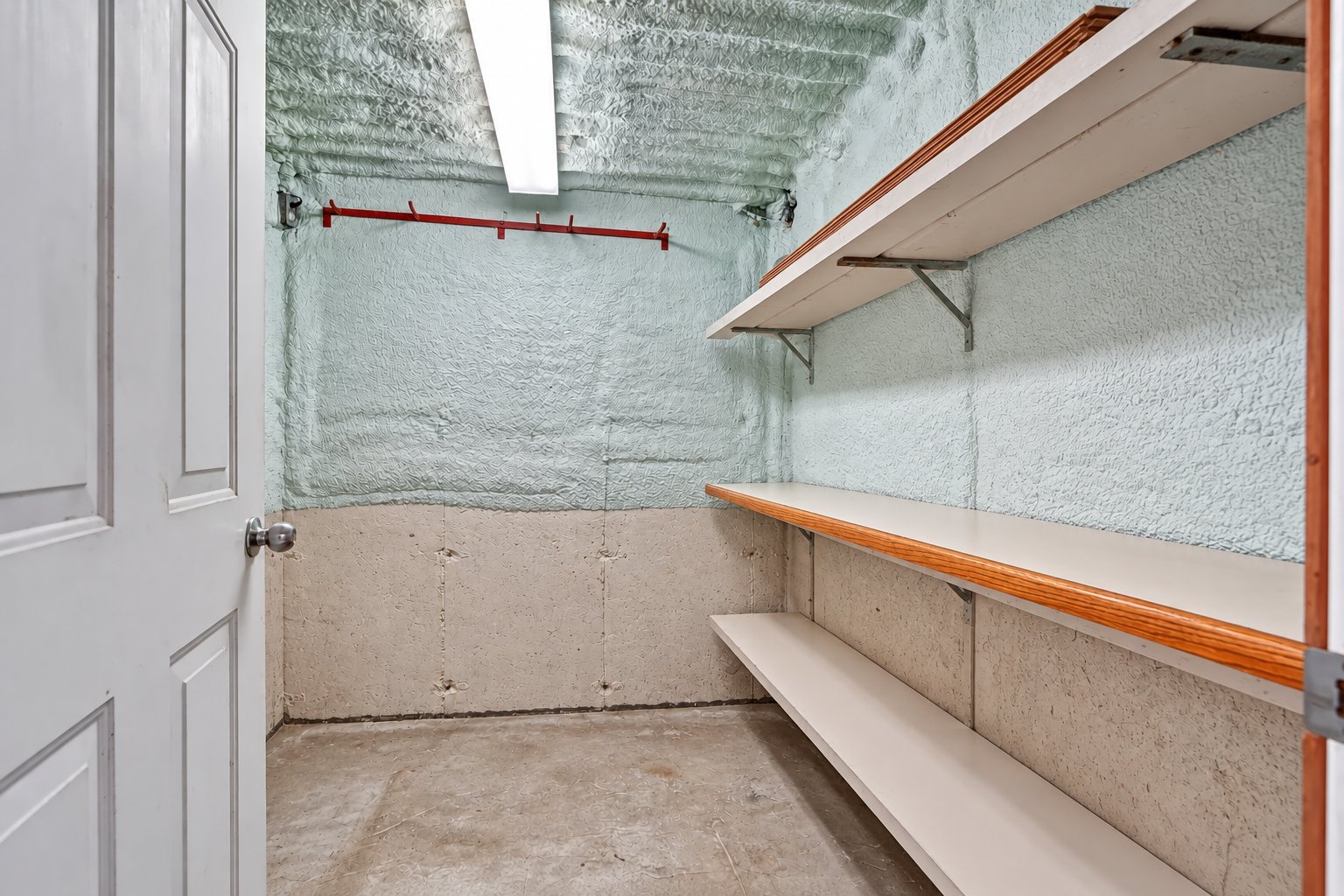 Cave/ chambre froide
