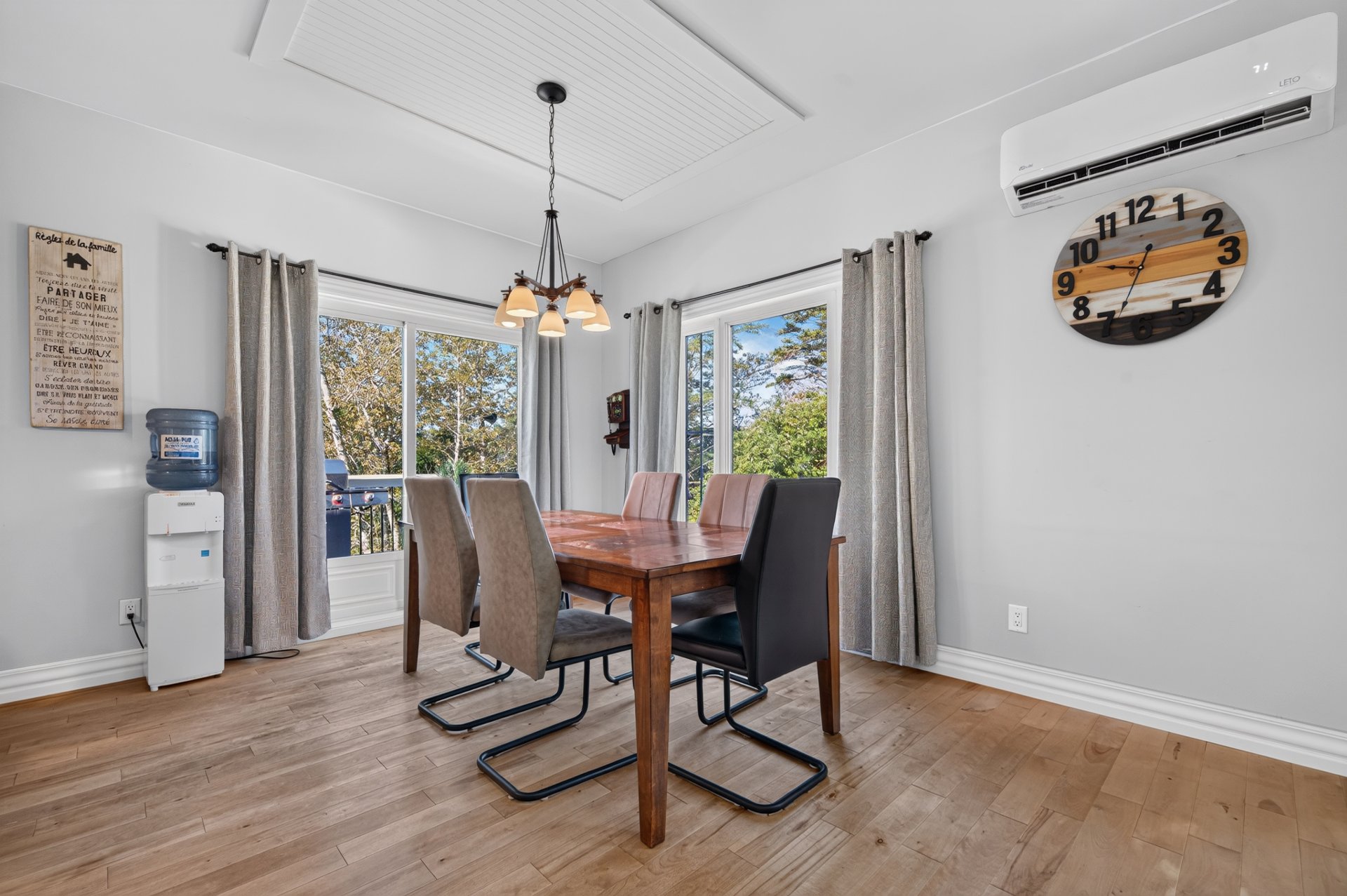 Dining room