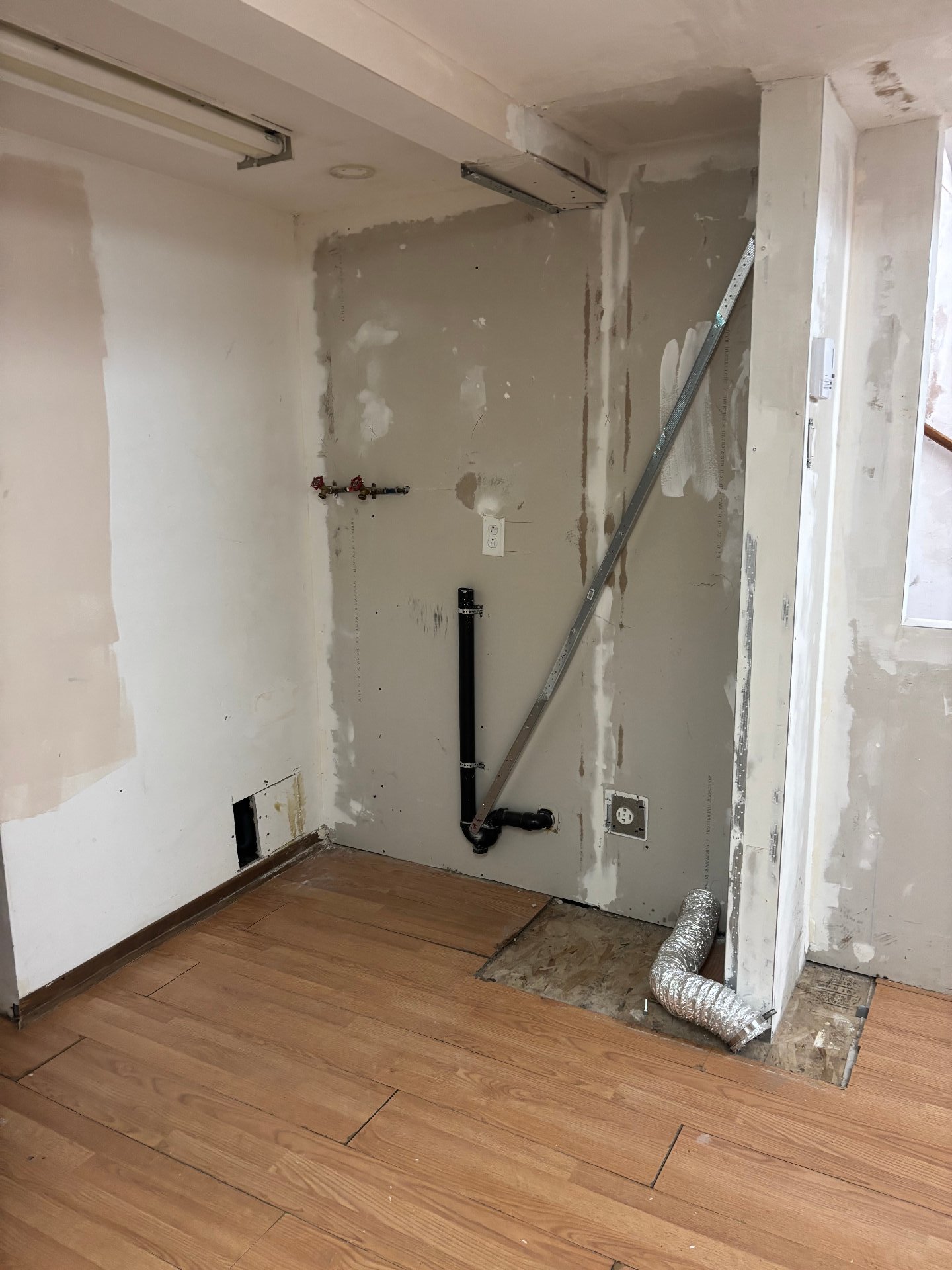 Installation laveuse-sécheuse