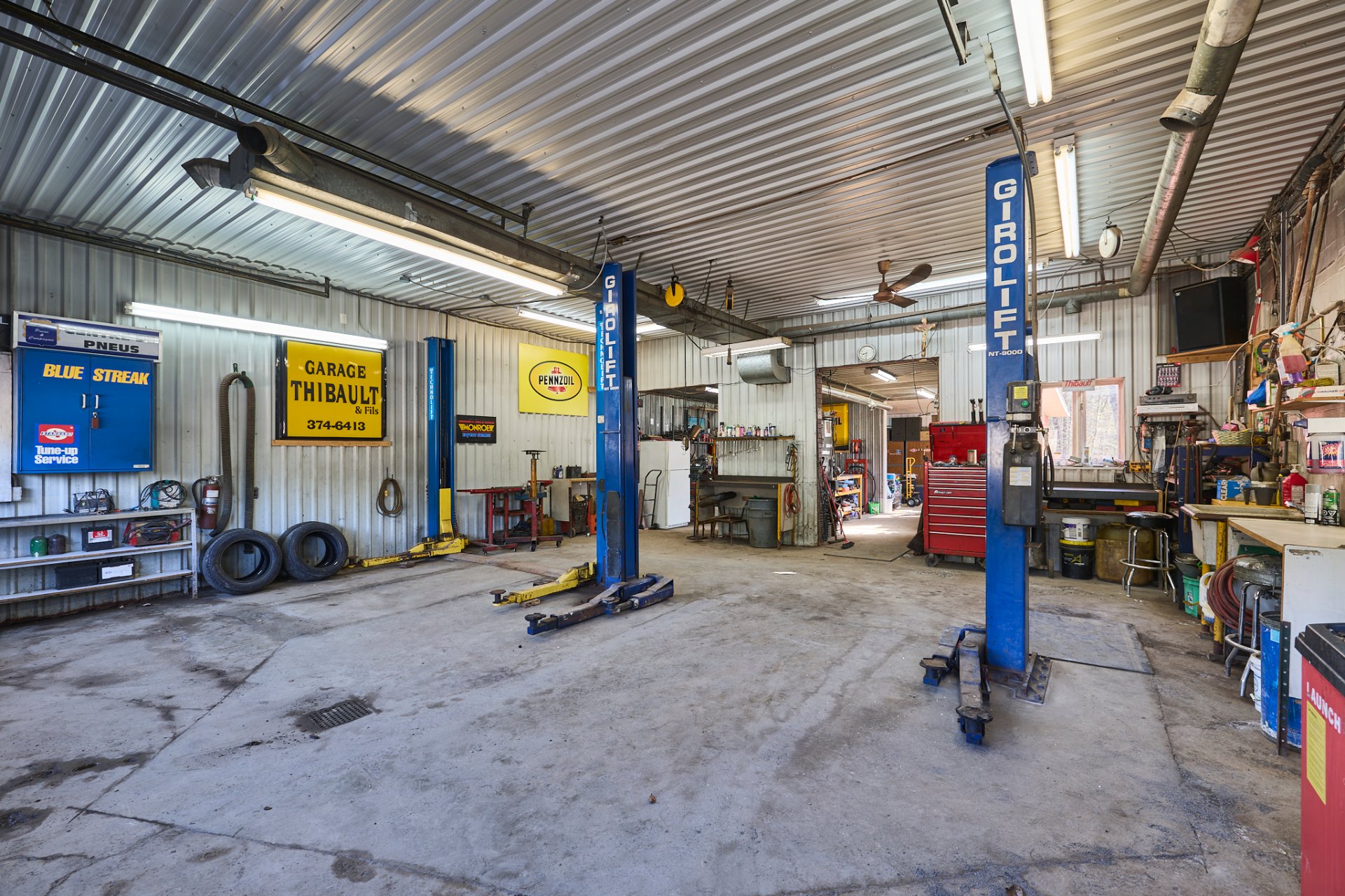 Garage