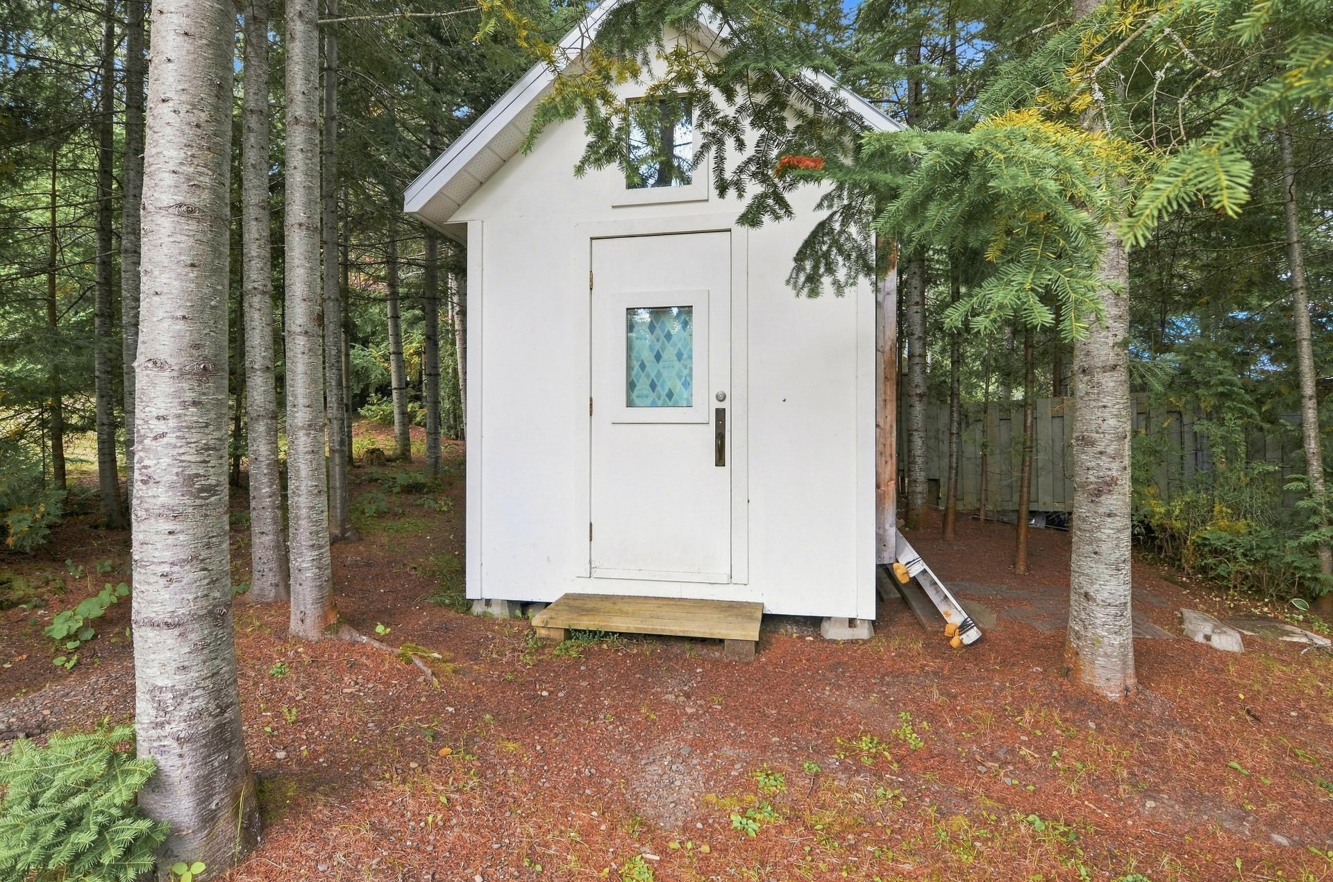 Shed
